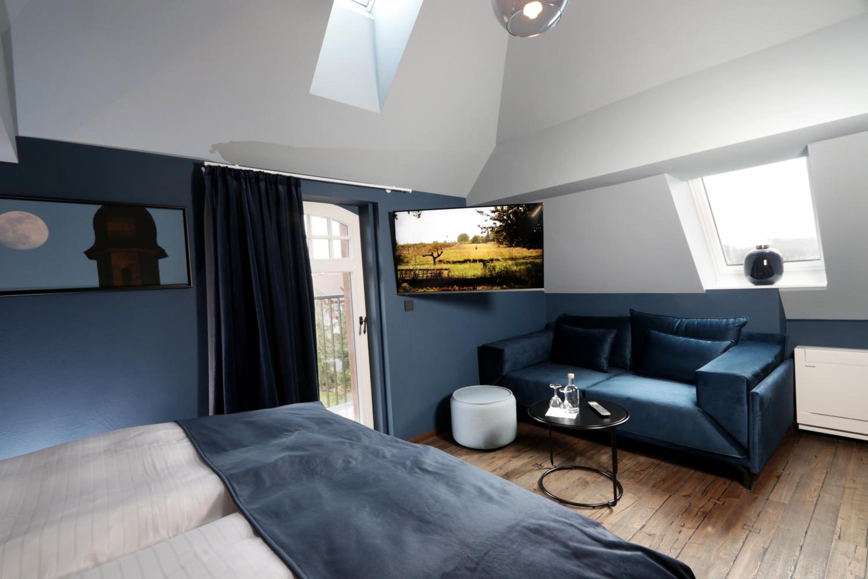Deluxe Junior Suite - Photo 4