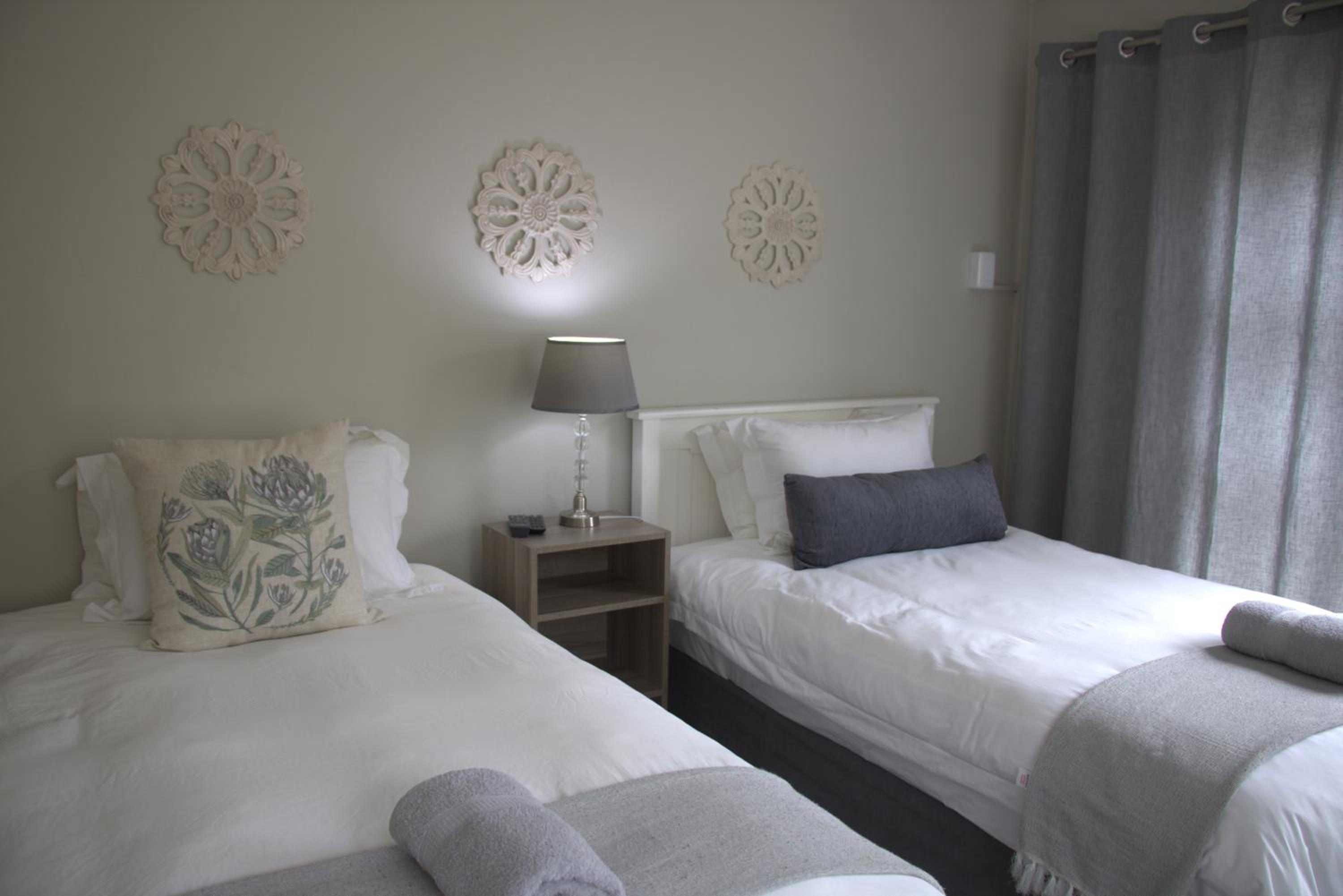 Deluxe Double or Twin Room - Photo 3