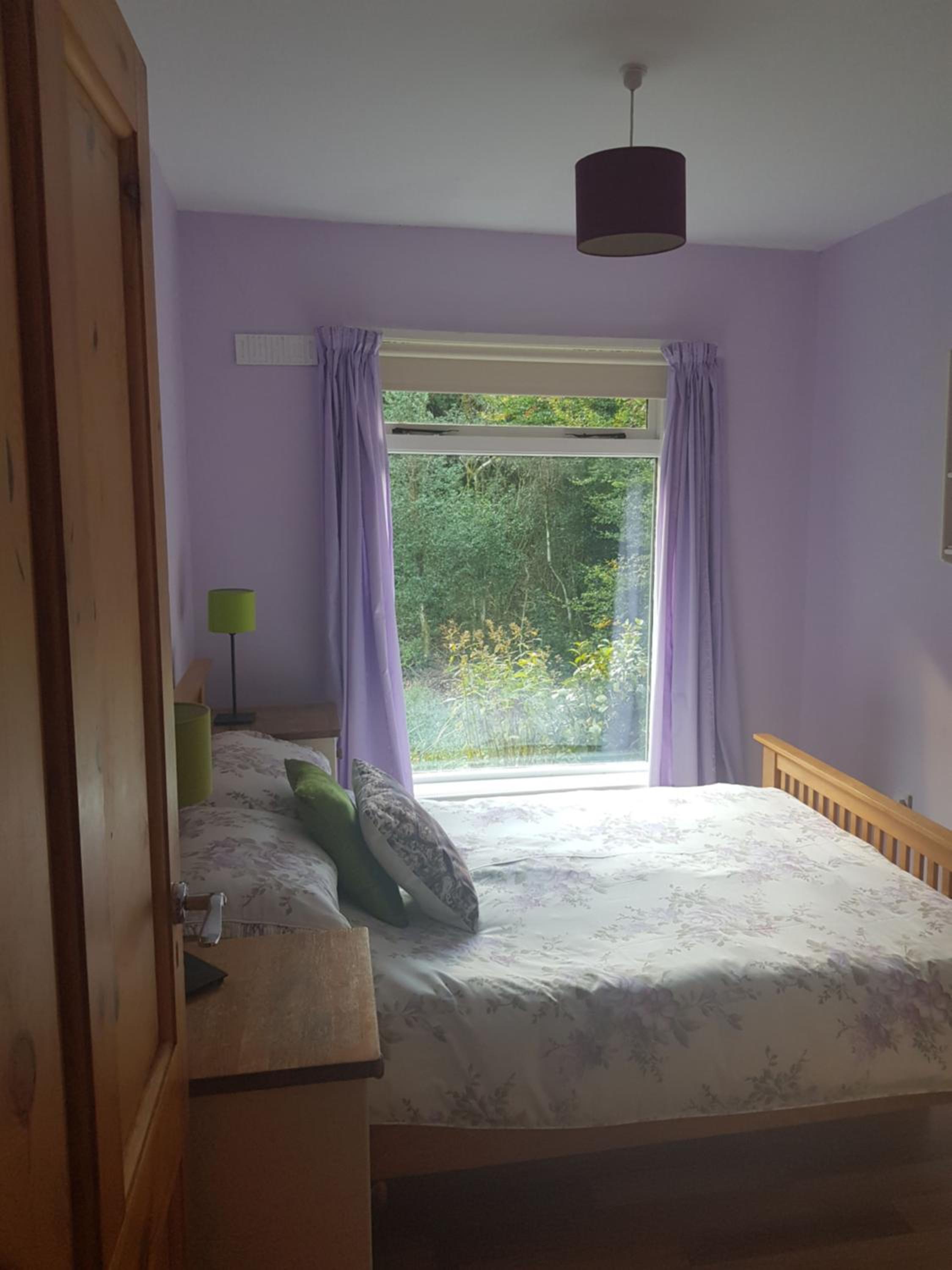 Small Double Room - Photo 1