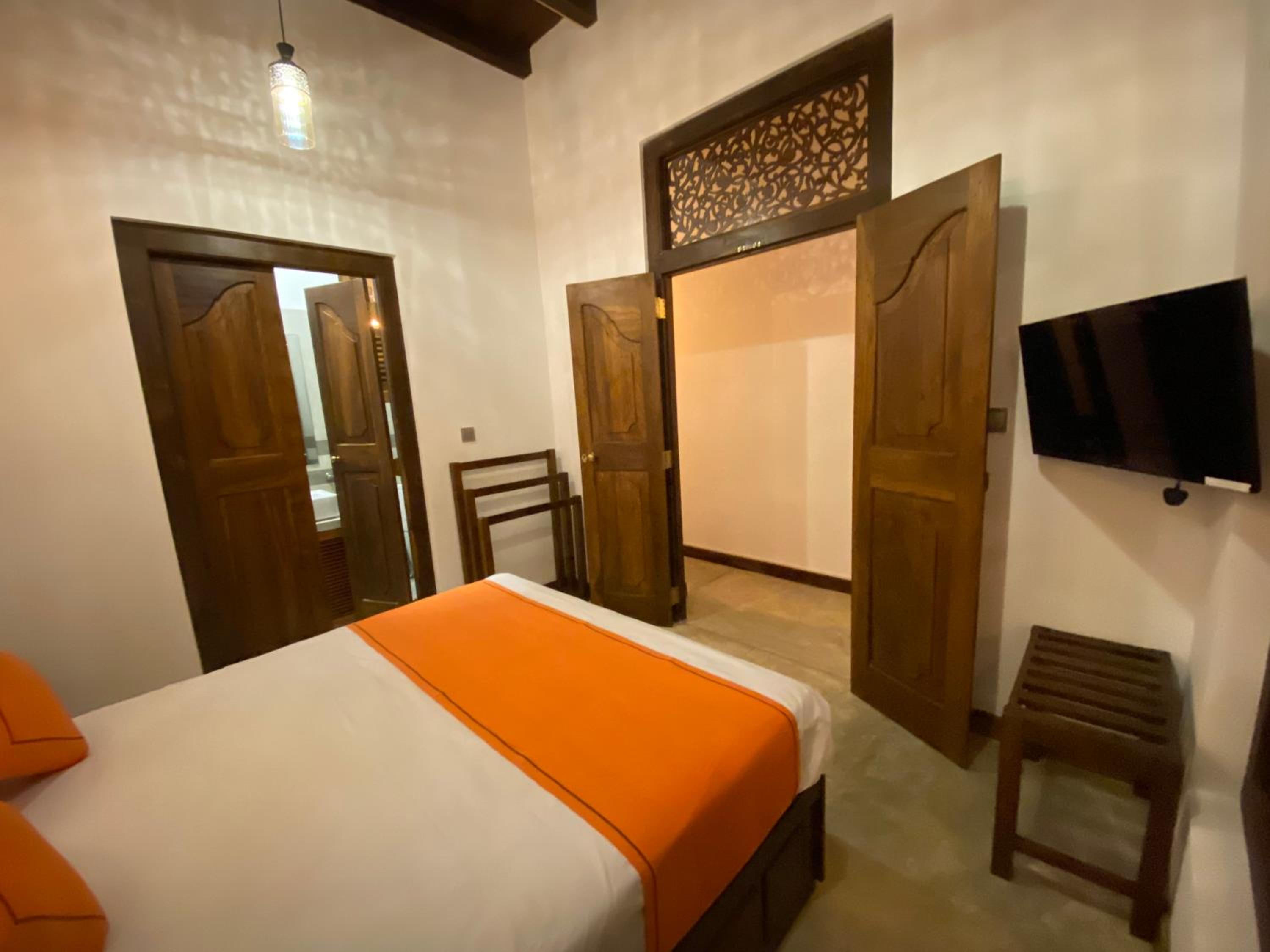 Large Double Room photo 3