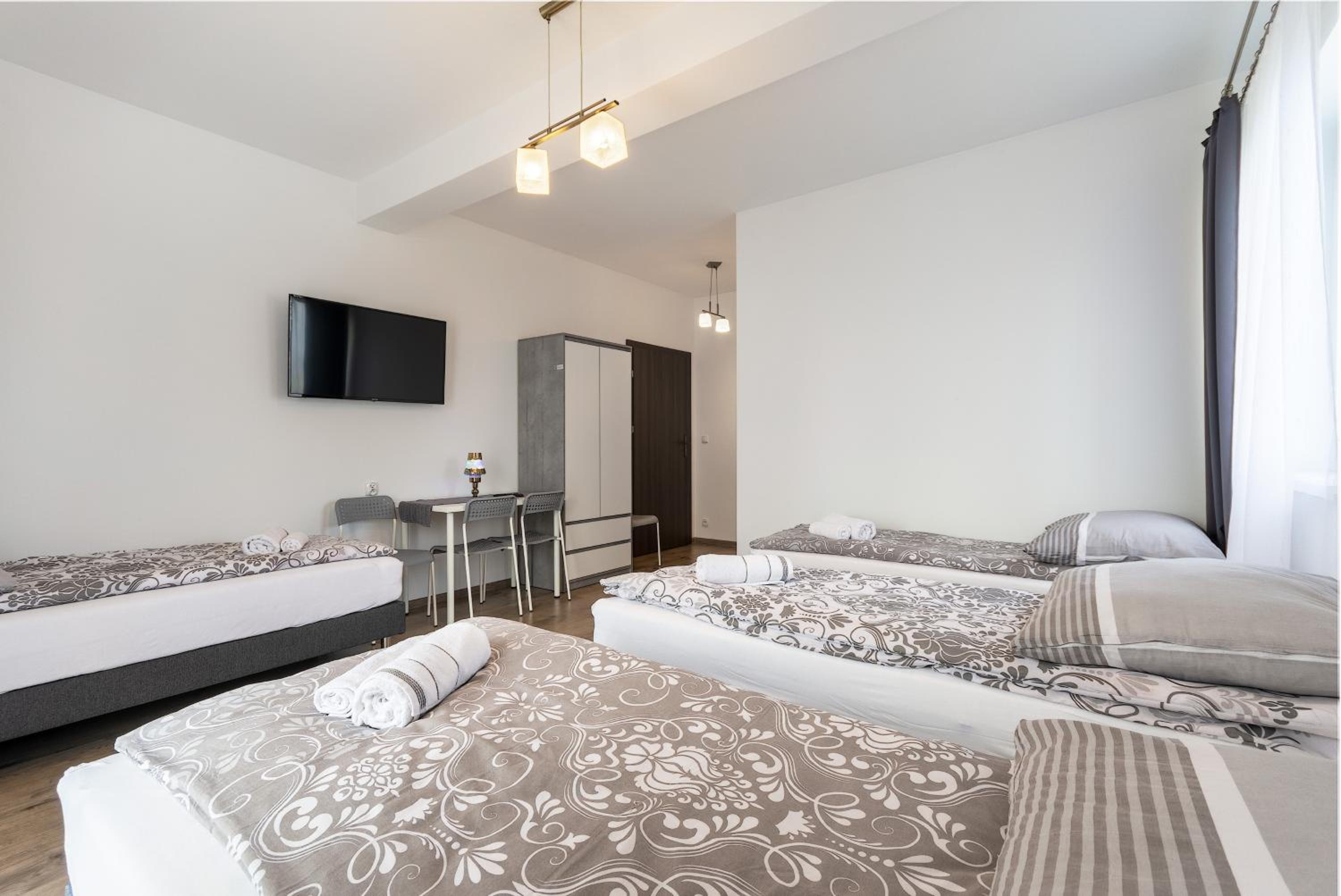 Quadruple Room with Balcony photo 1