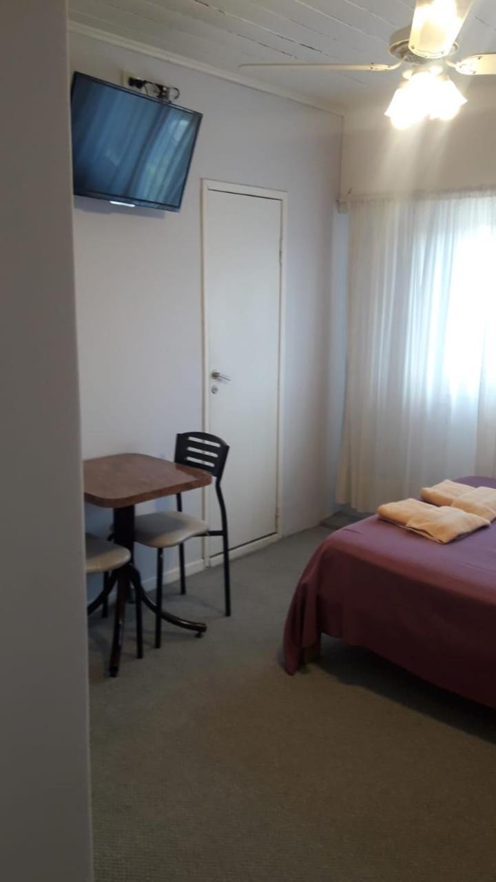 Budget Double Room photo 3