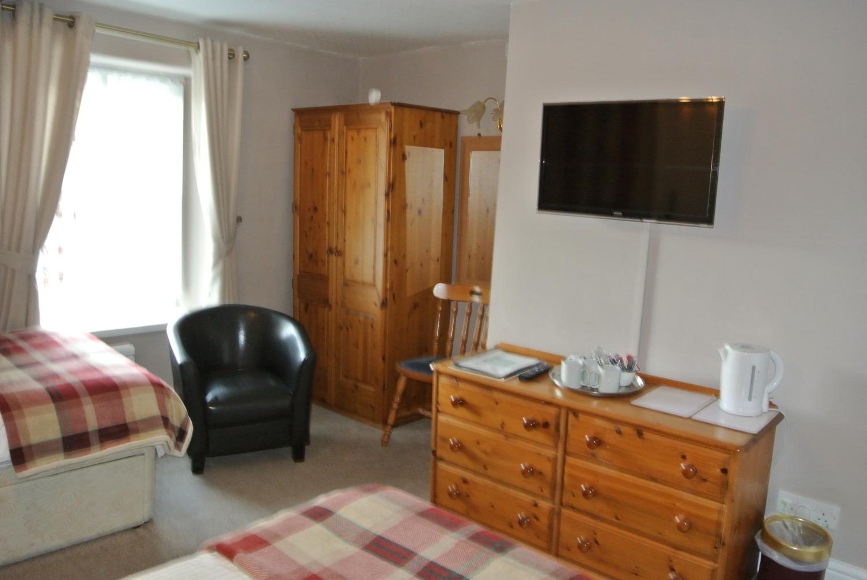 Standard Triple Room photo 2