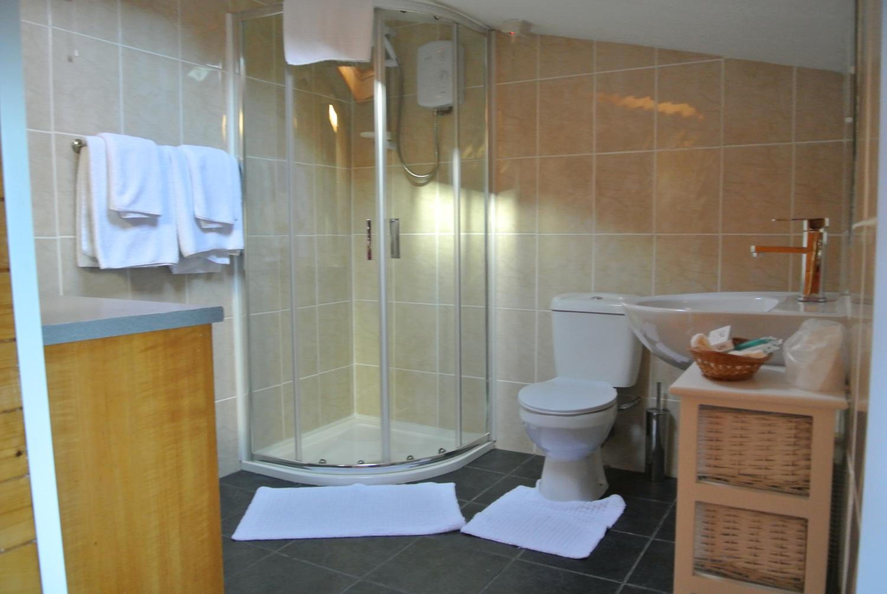 Double Room with Private Bathroom photo 2
