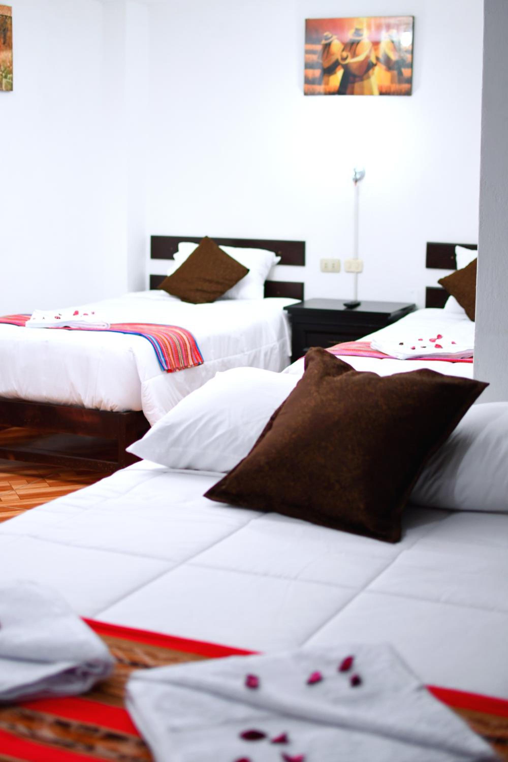 Quadruple Room with Private Bathroom