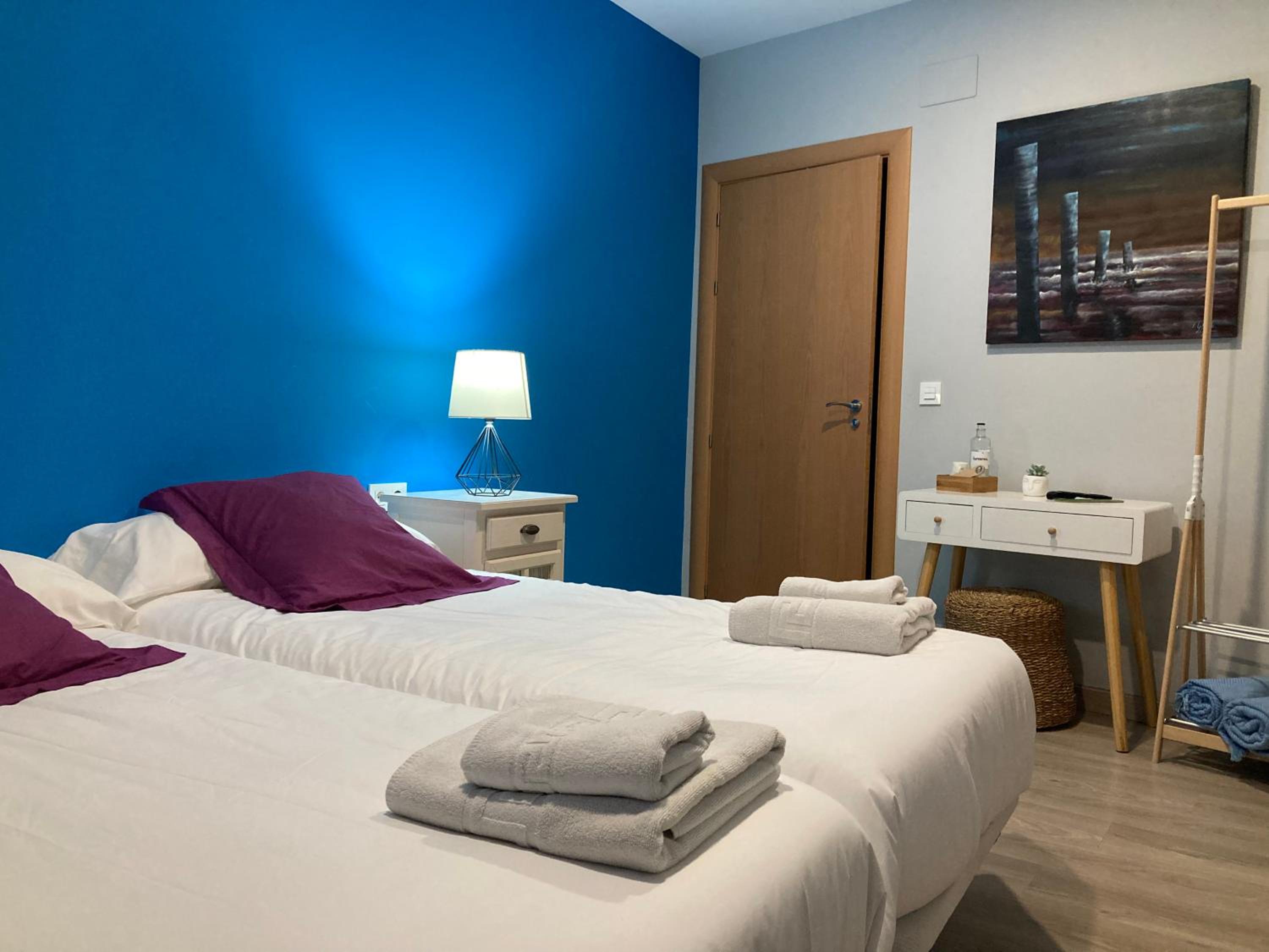 Twin Room - Disability Access photo 3