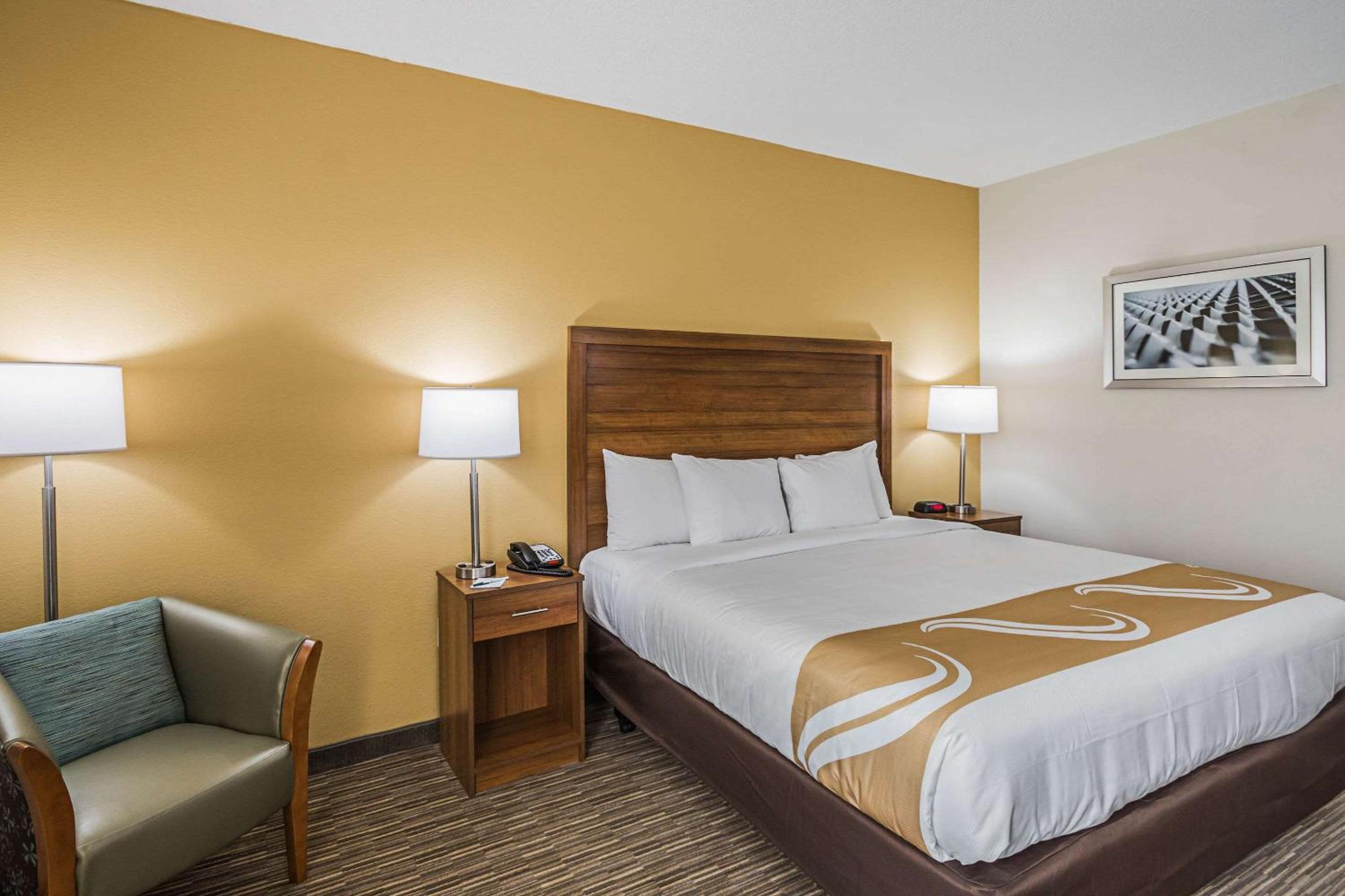 King Room - Accessible/Non-Smoking