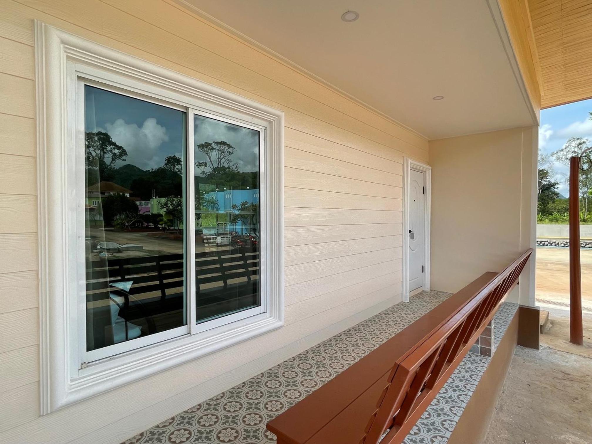 Double Room with Balcony - Photo 4