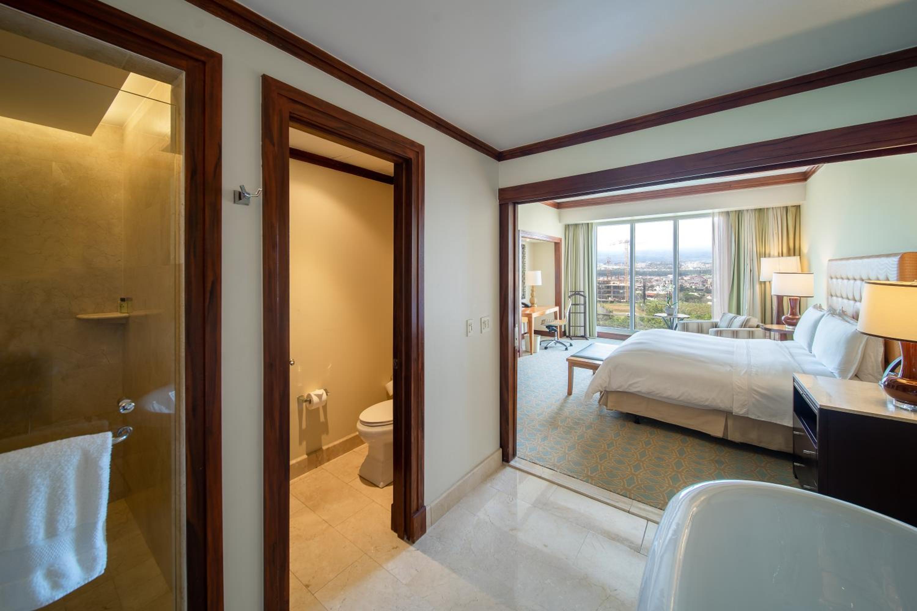 Premium Room - Photo 3