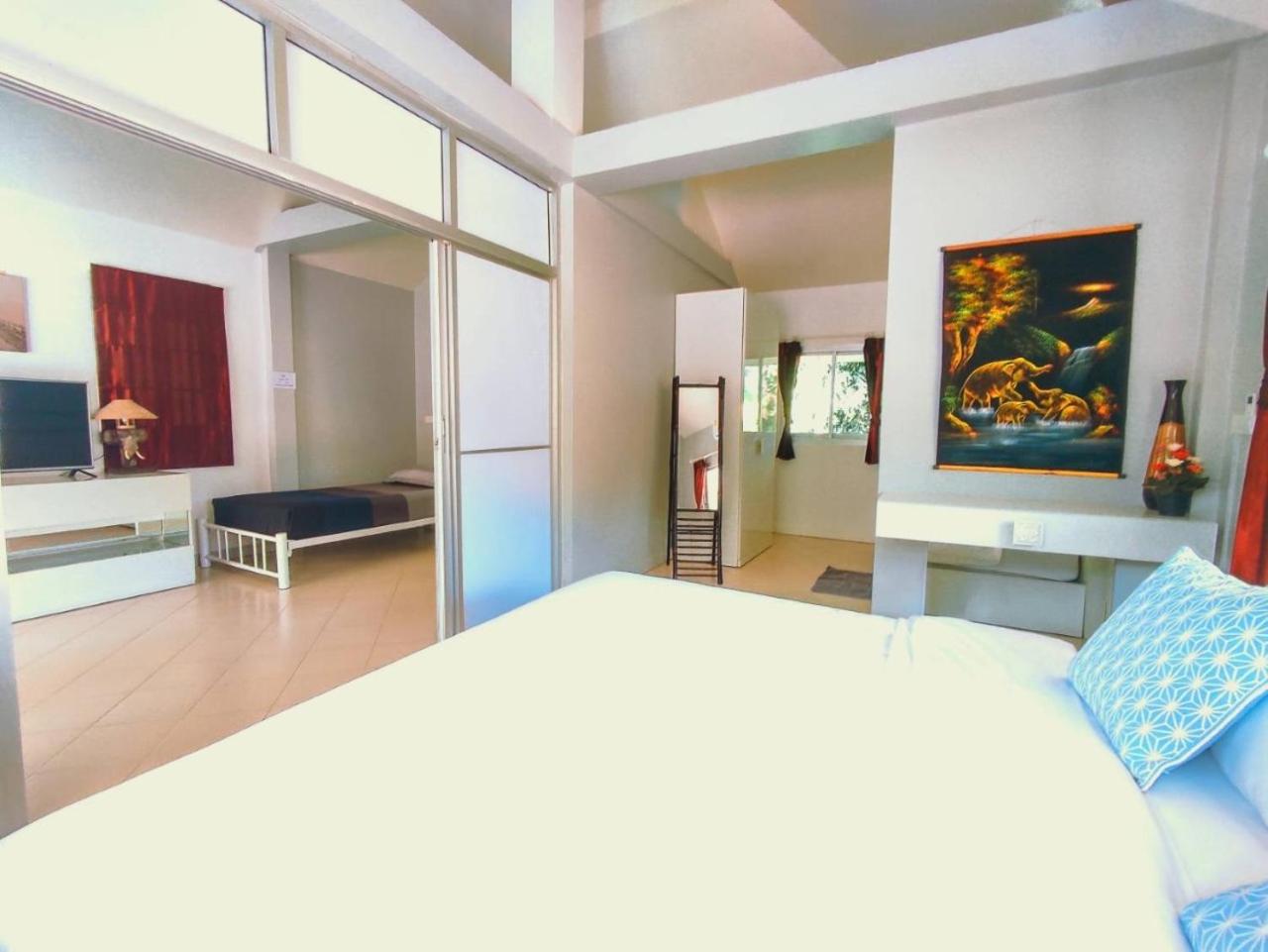 Family Studio - Photo 4