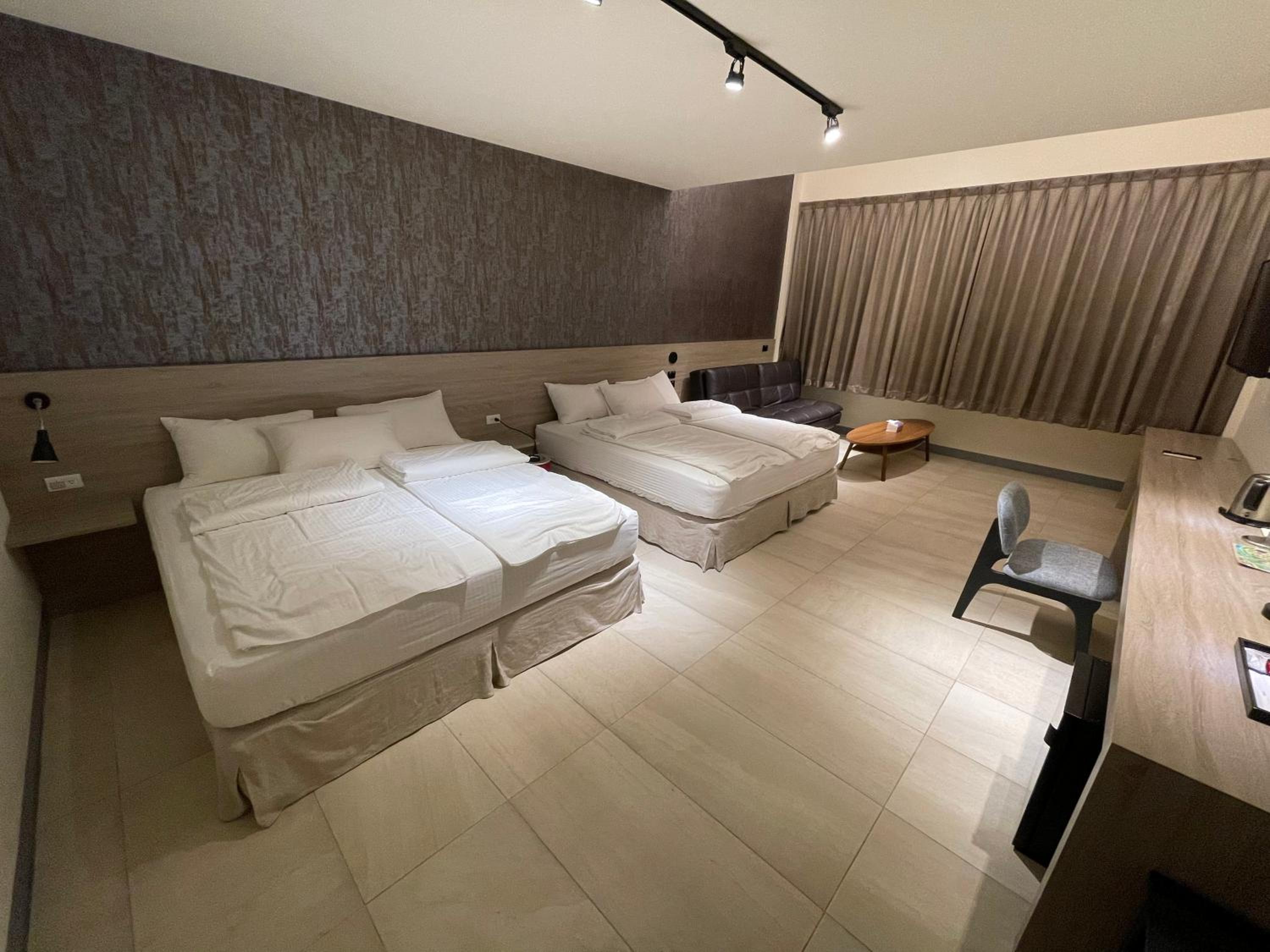 Deluxe Queen Room with Two Queen Beds