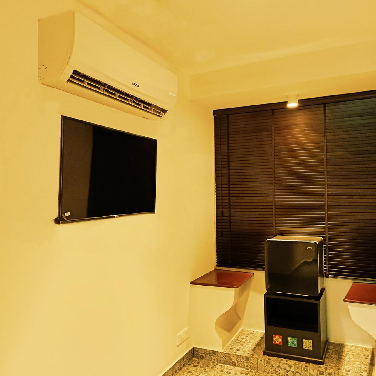 Club Room with Complimentary Welcome Drink & Chef's Amenities on arrival   photo 3