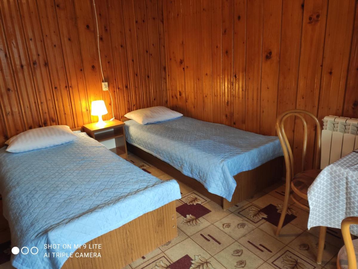 Twin Room with Balcony - Photo 4
