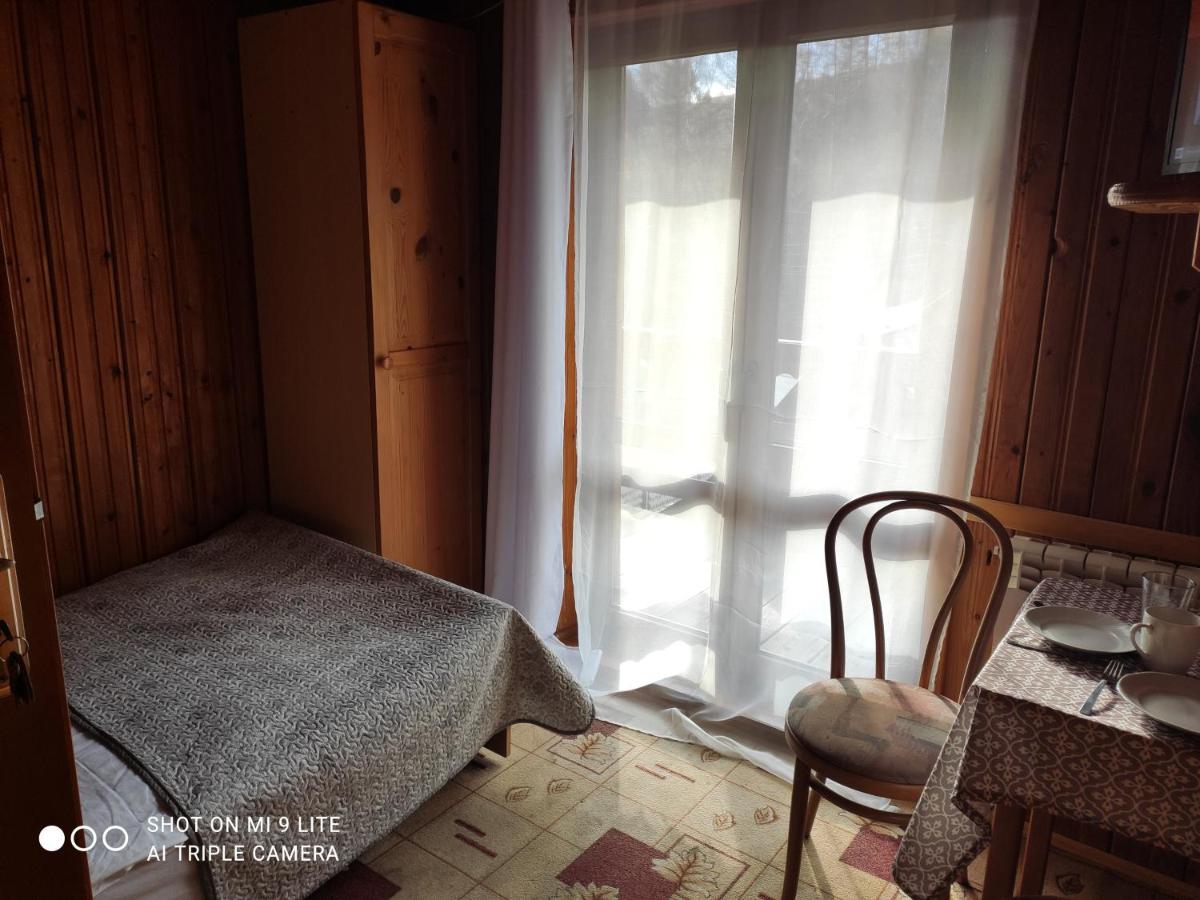 Single Room with Balcony photo 2
