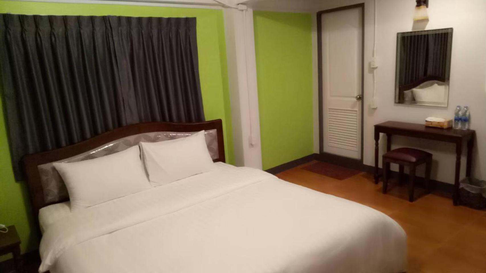 Double Room With Private Bathroom photo 1