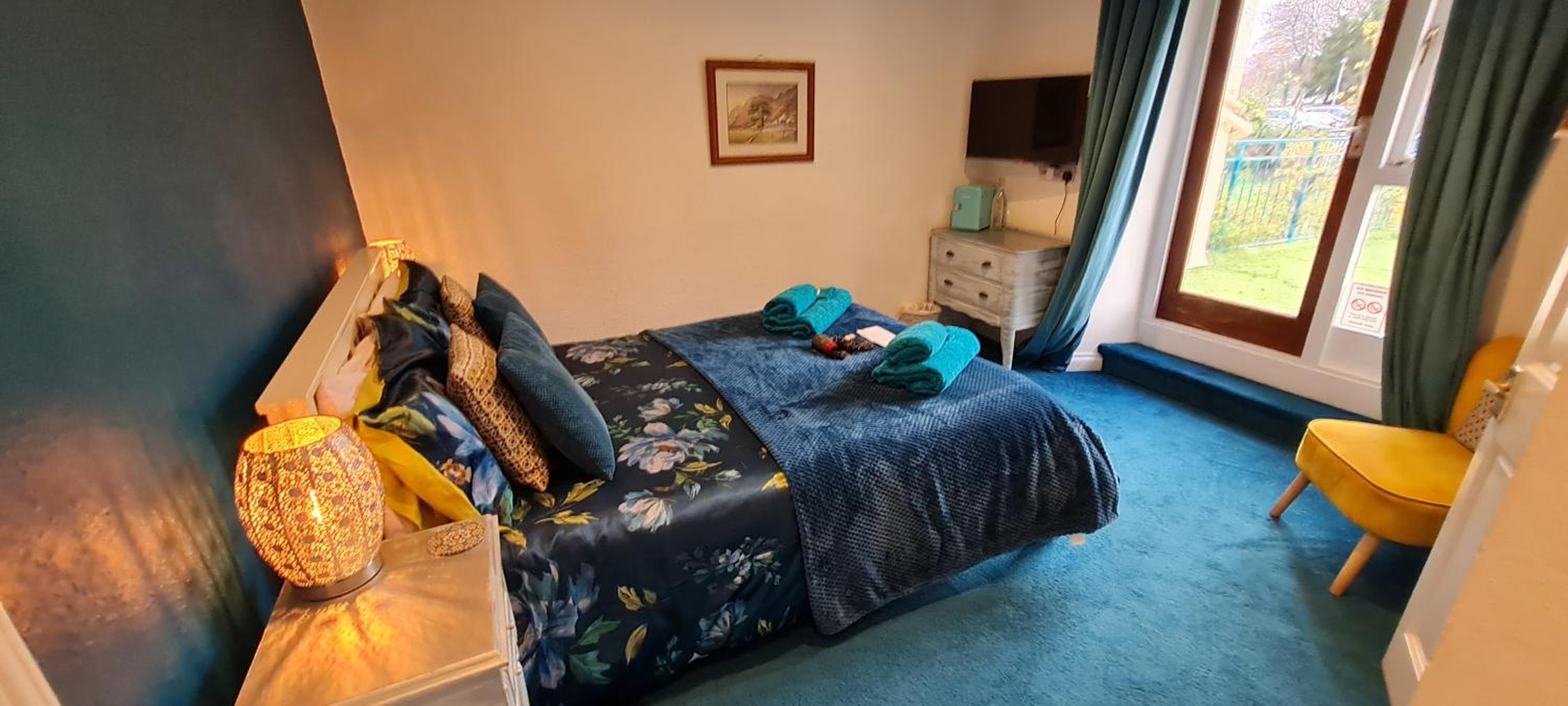 Large Double Room photo 2