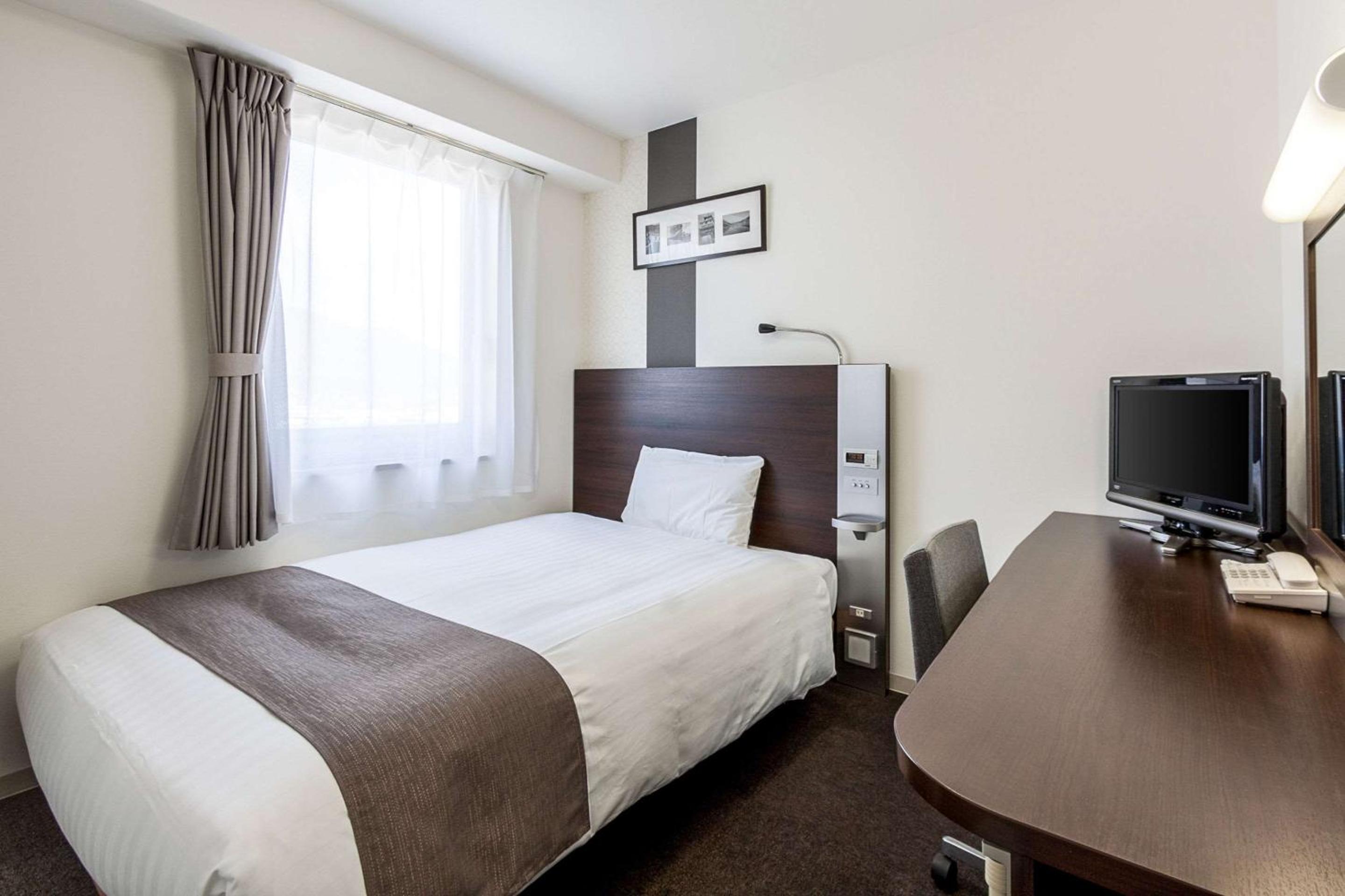 Double Room - Non-Smoking  photo 1