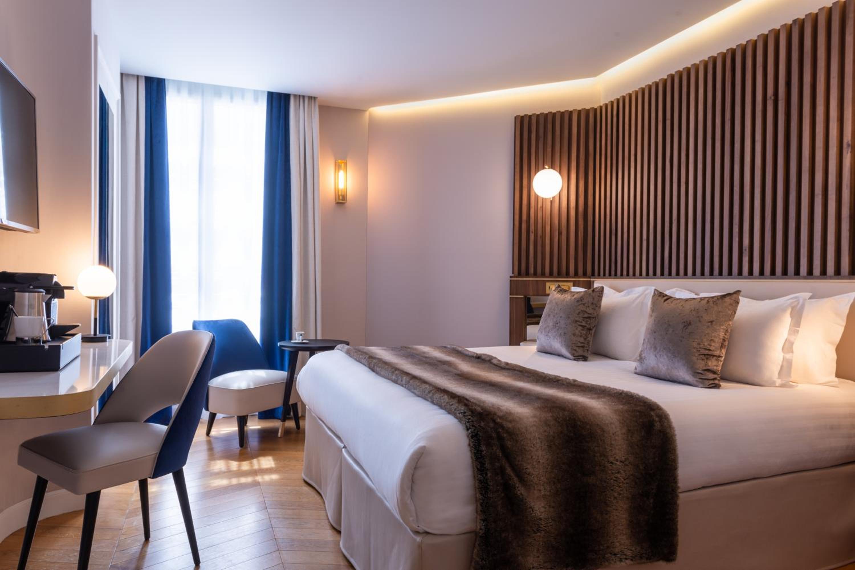 Superior Double or Twin Room - Photo 1