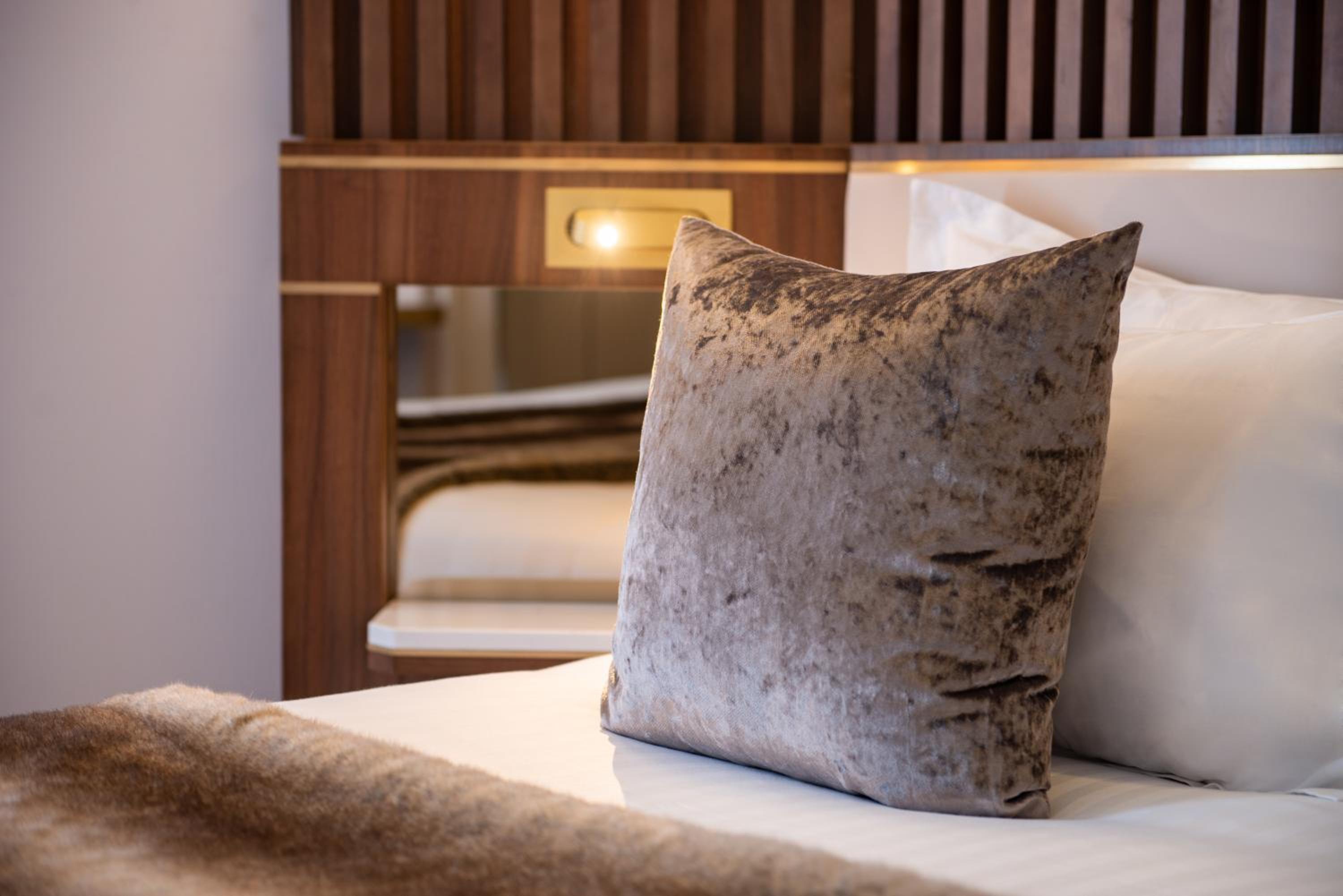 Superior Double or Twin Room - Photo 3