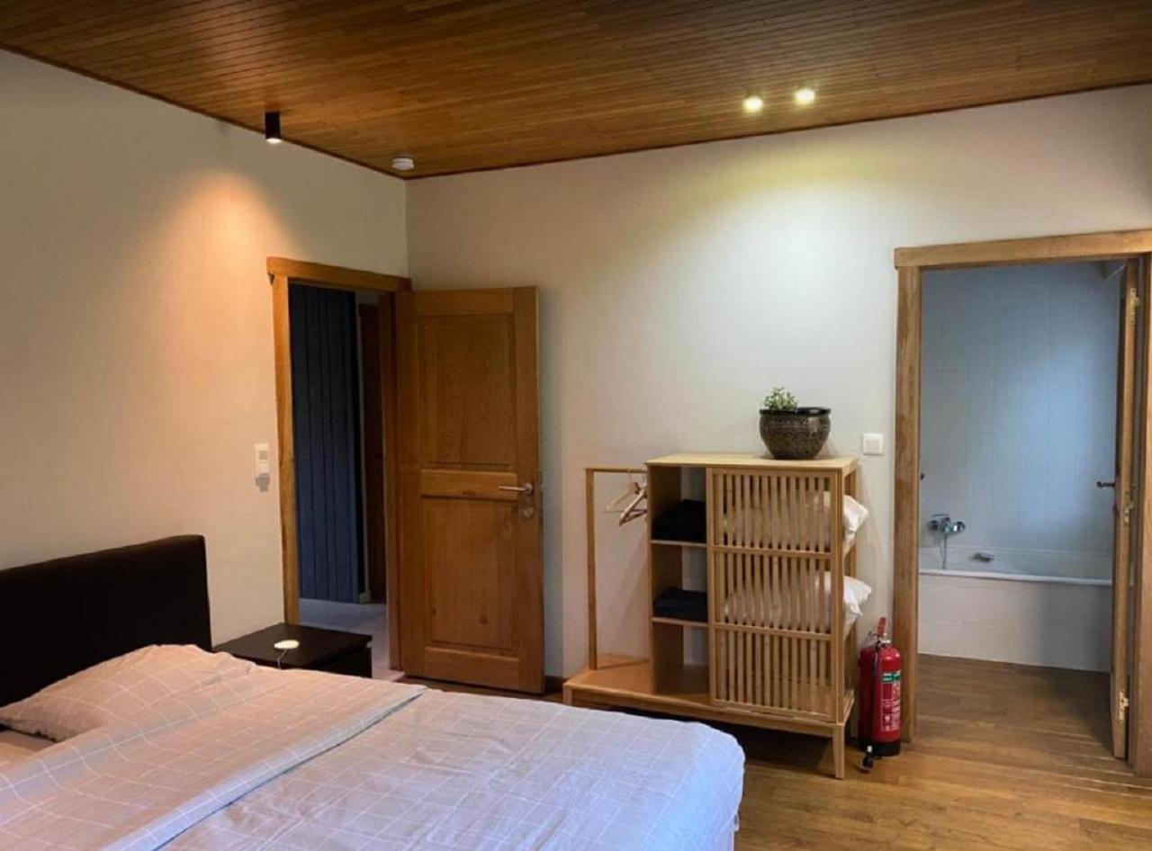 Deluxe Double Room with Bath photo 3