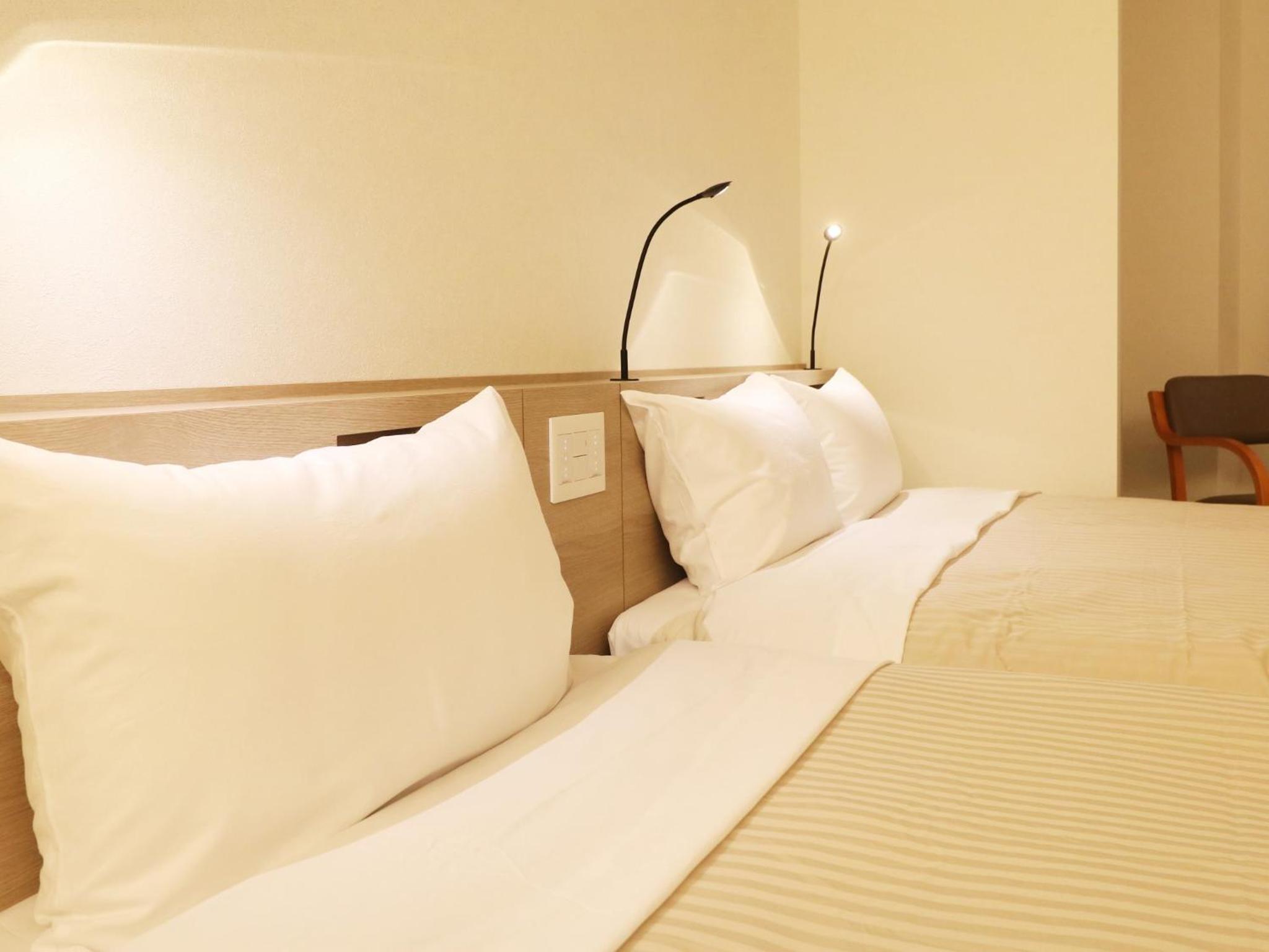 Deluxe Triple Room - Photo 16