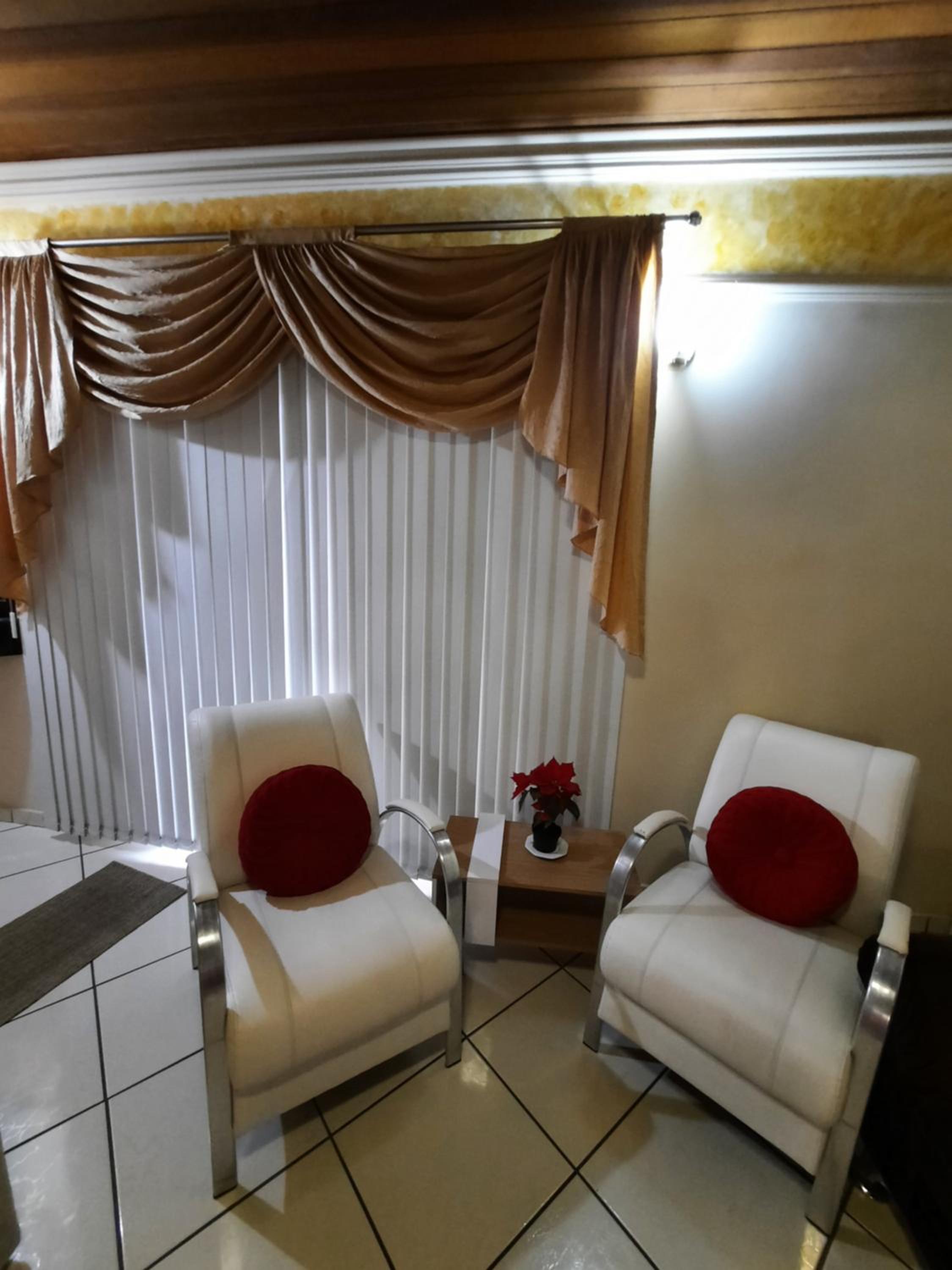 Family Room - Photo 35
