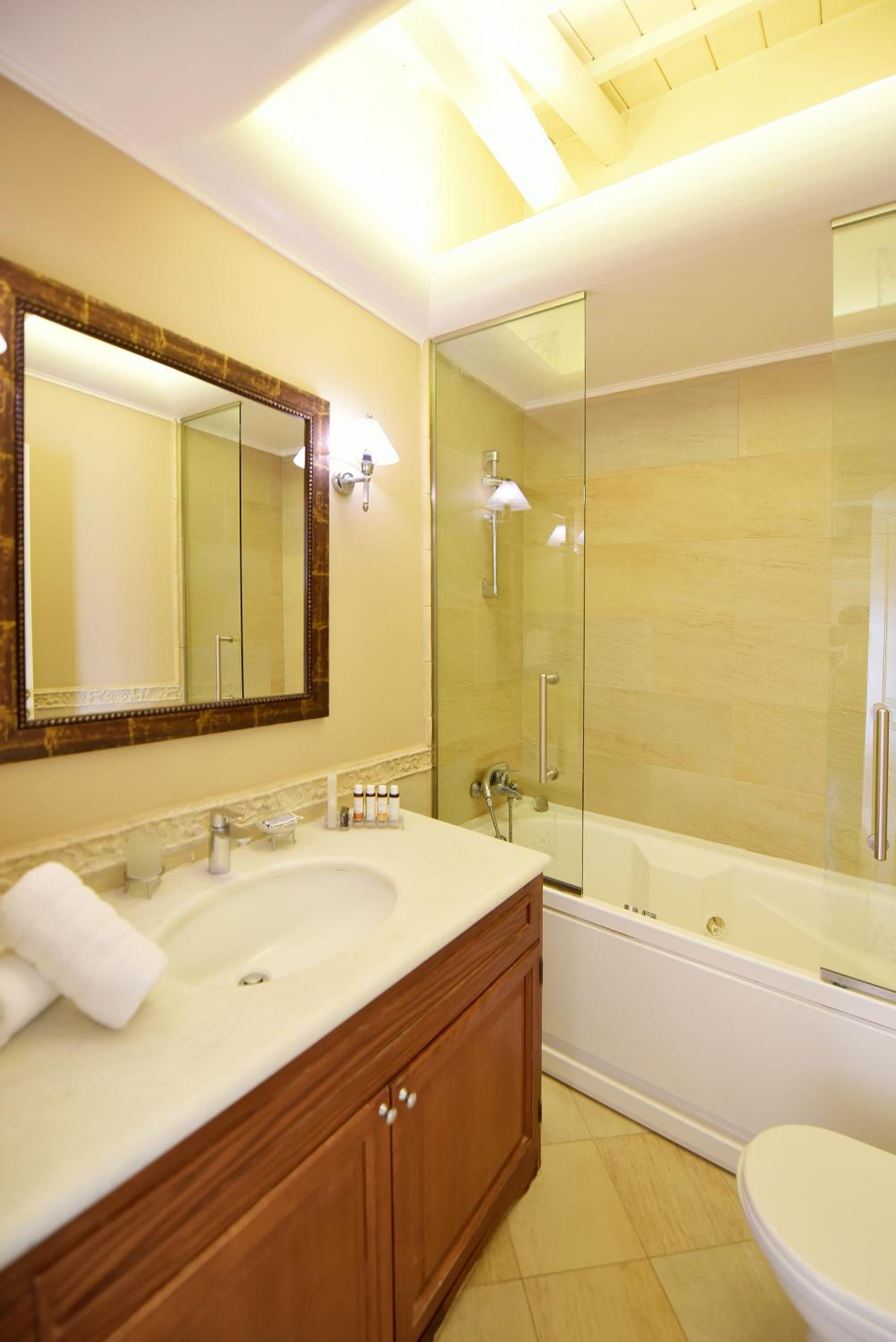 Triple Room - Photo 10