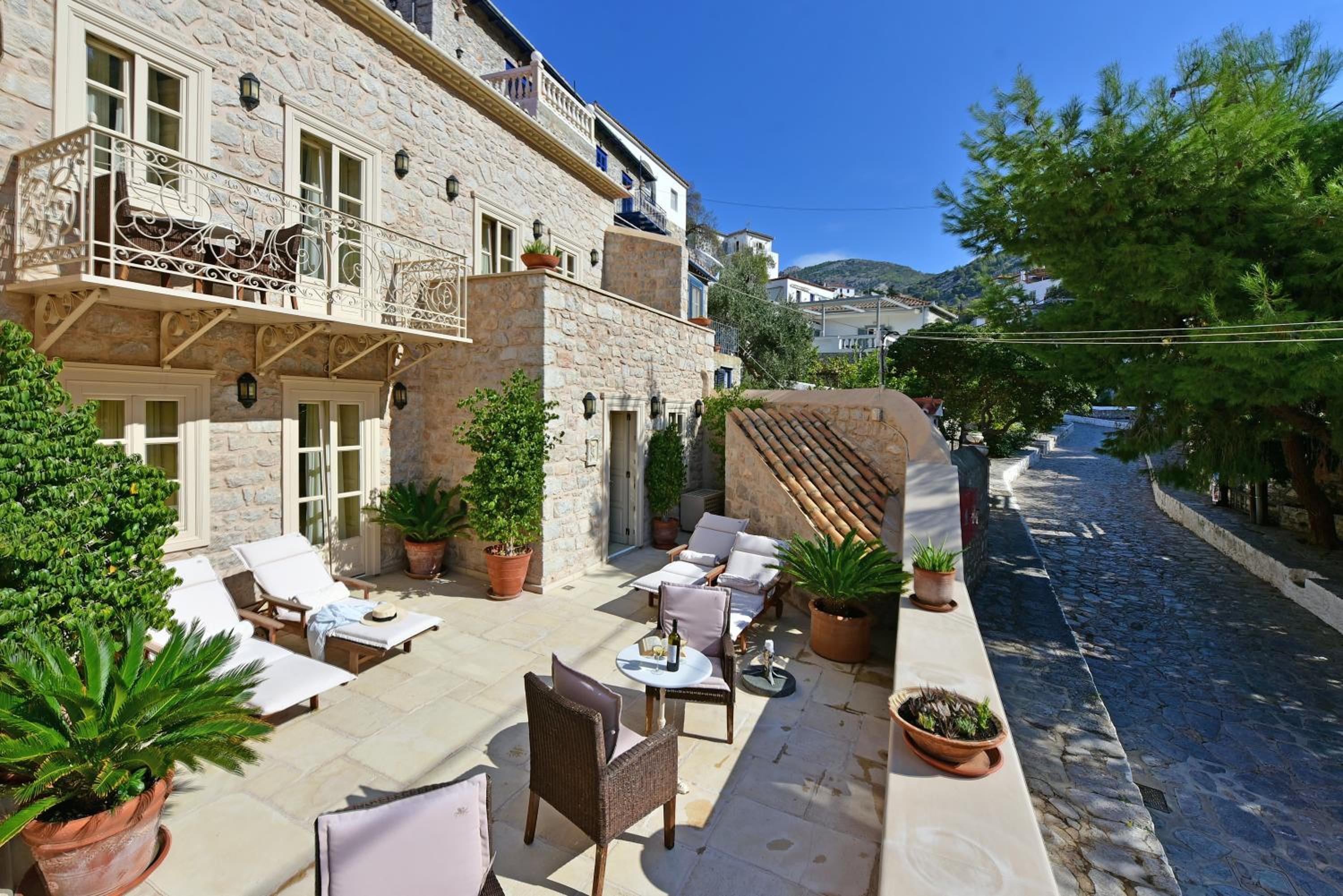 Superior Double Room with Balcony - Photo 19
