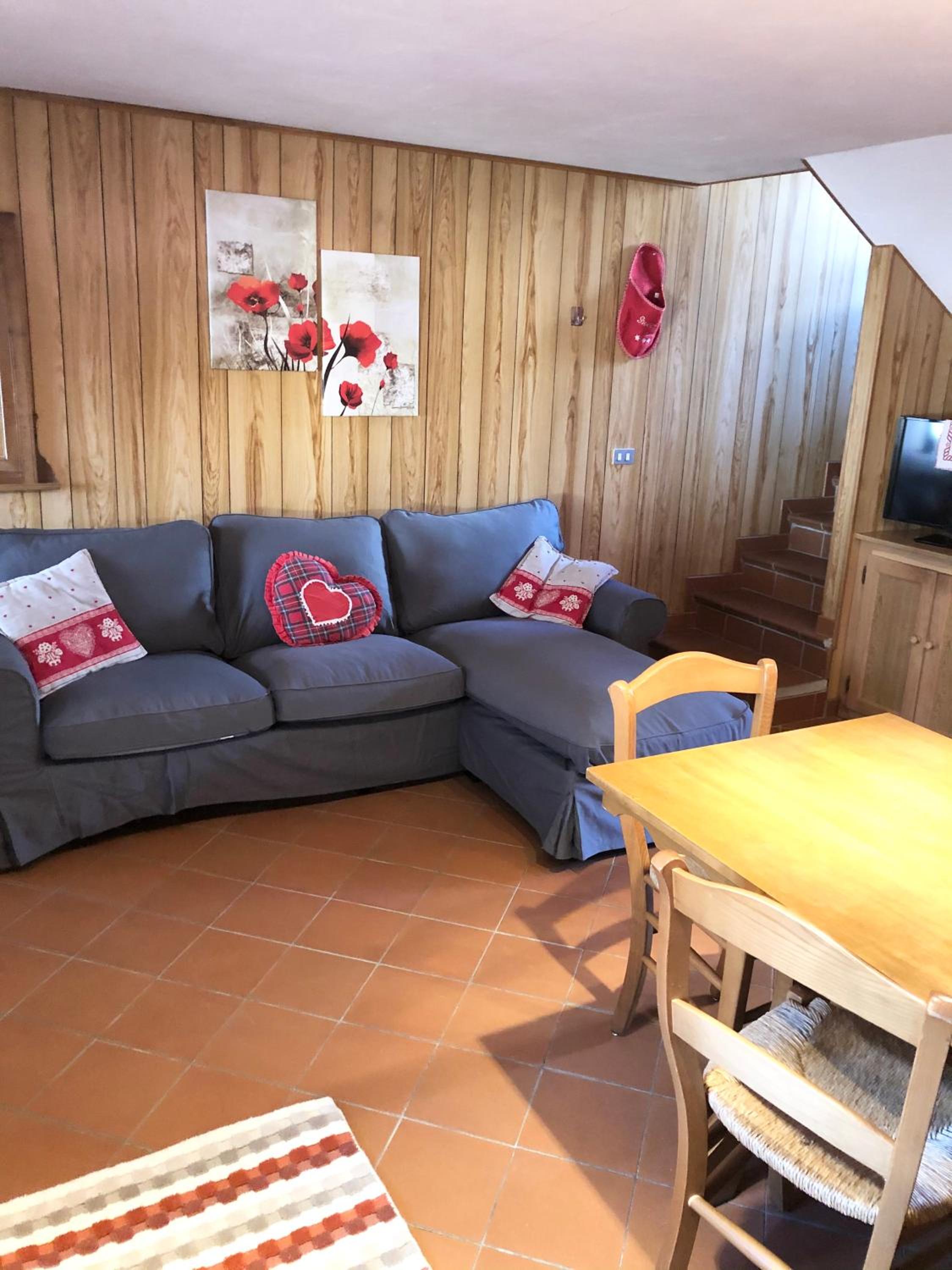 Maisonette photo 1