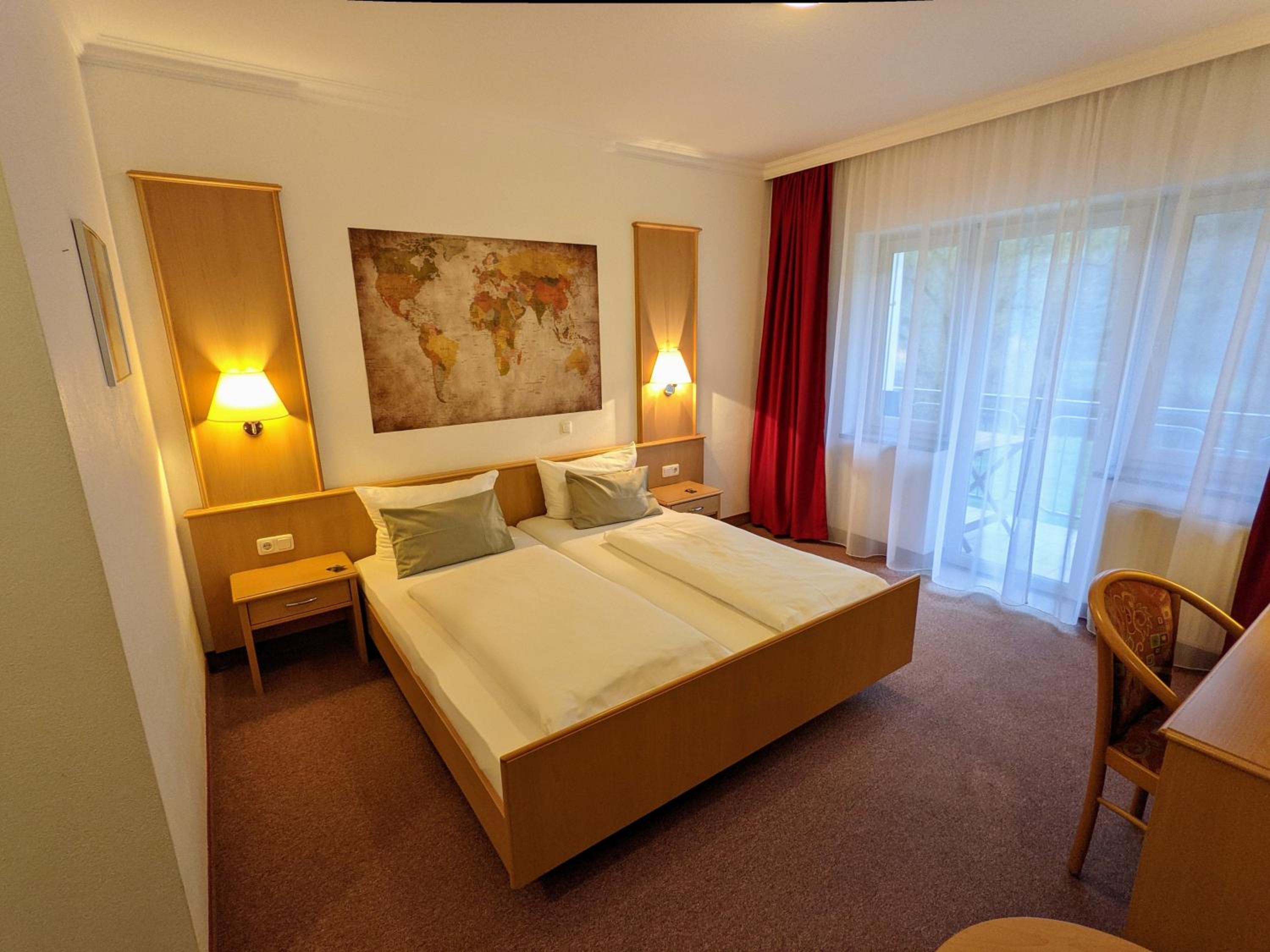 Budget Double Room - Photo 1