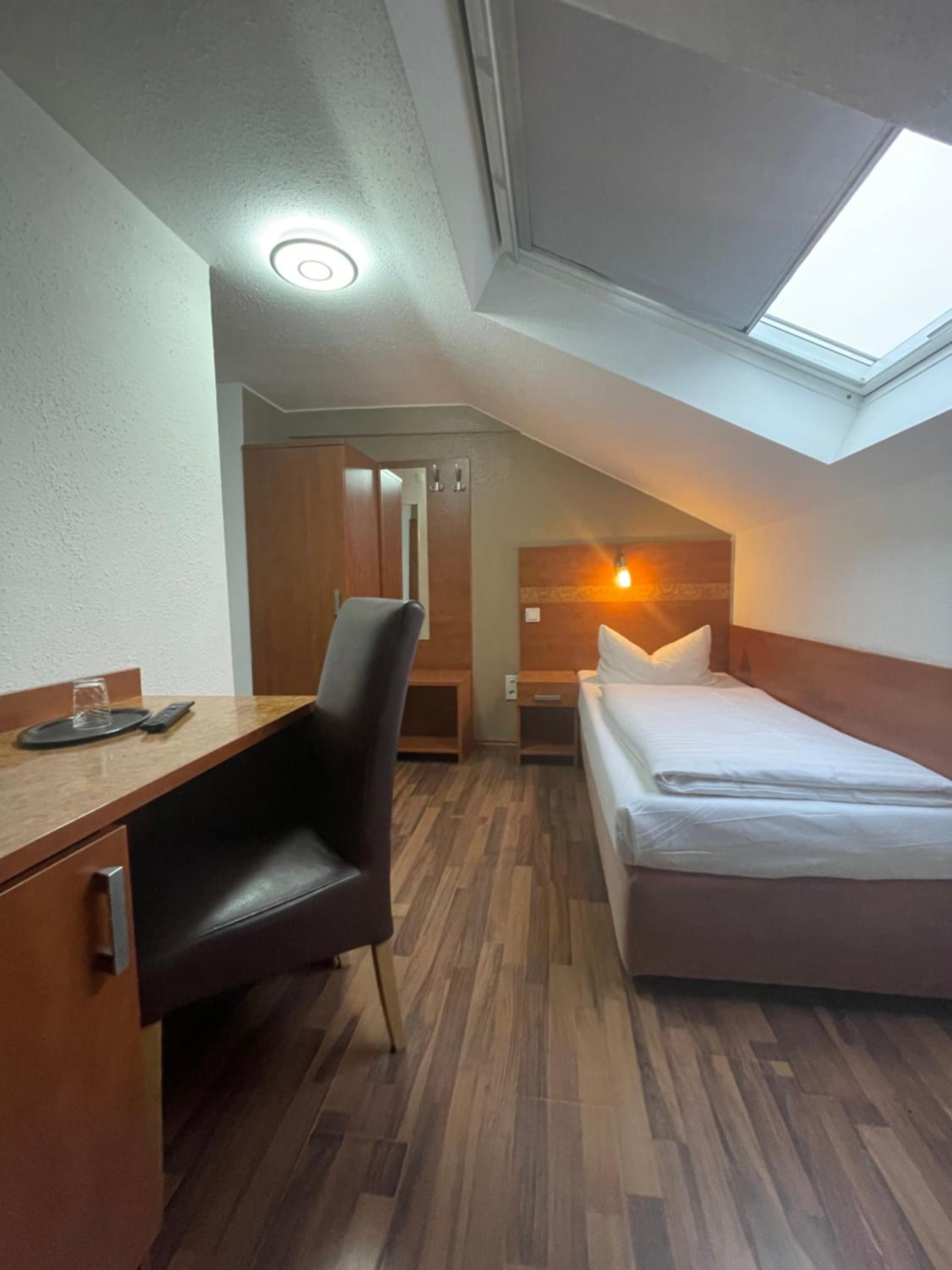 Single Room photo 1