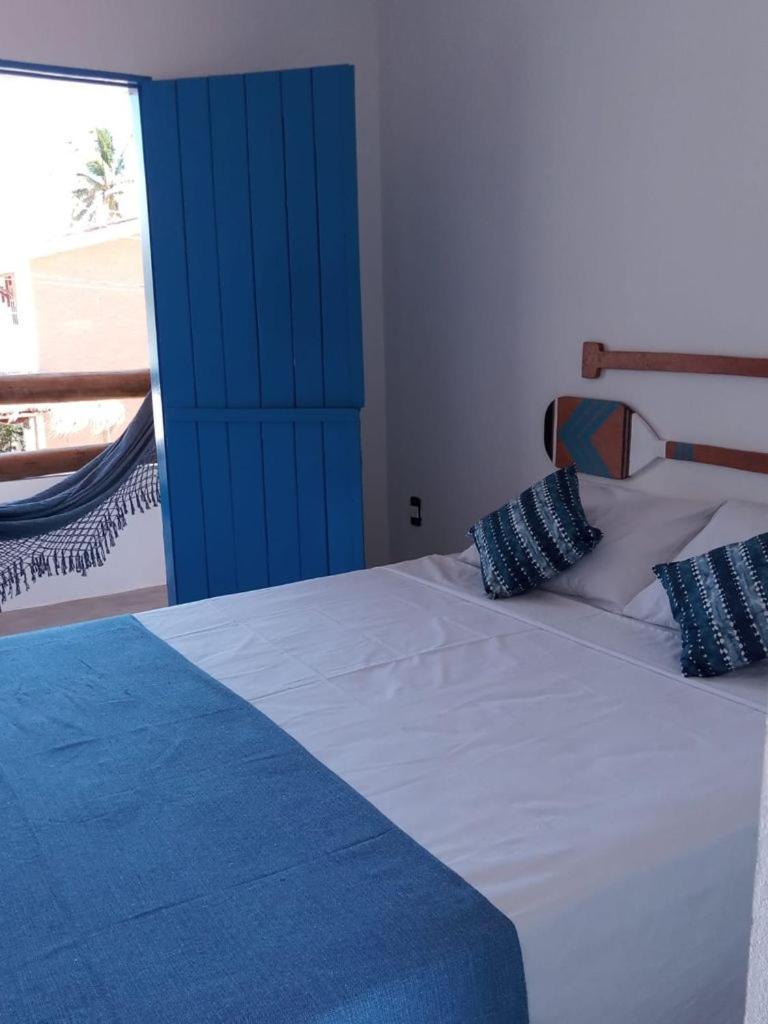 Suite - Photo 1