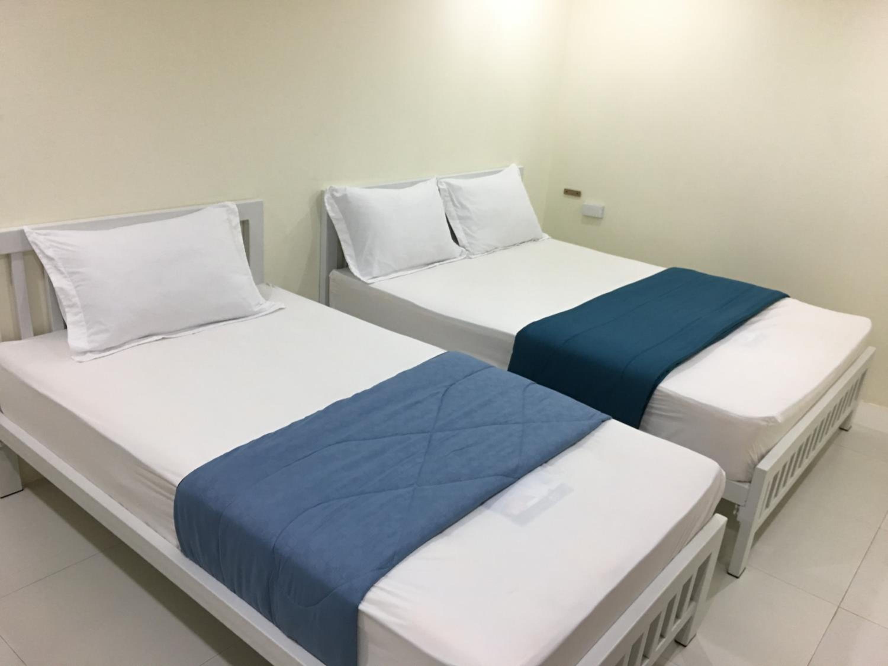 Triple Room with Balcony - Photo 1