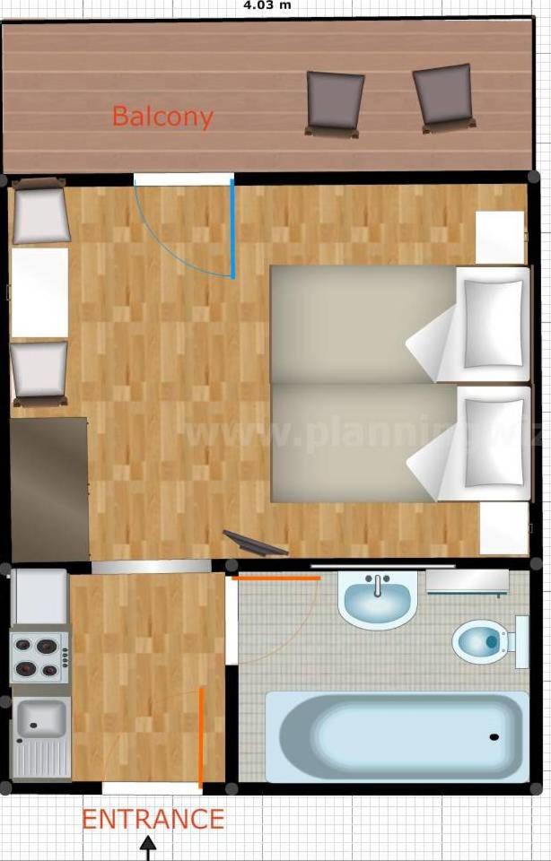 Studio with Balcony (2 Adults) photo 3