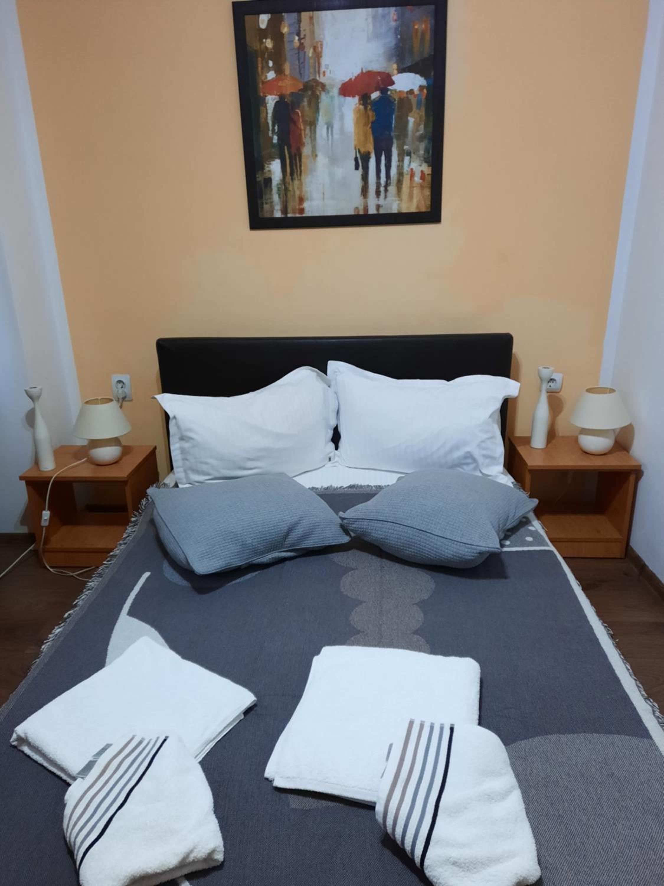 Double Room - Photo 22