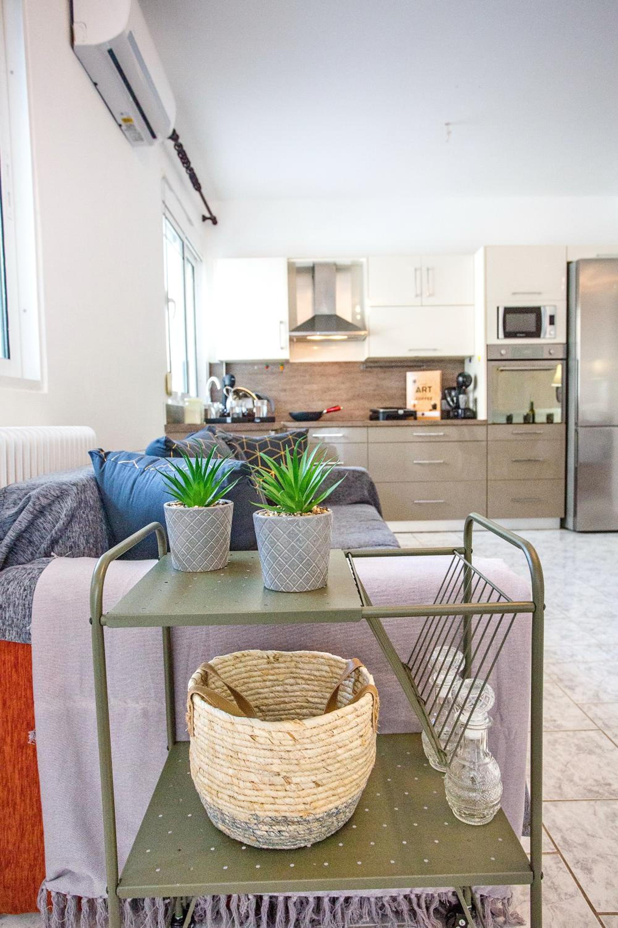 Three-Bedroom Apartment photo 2