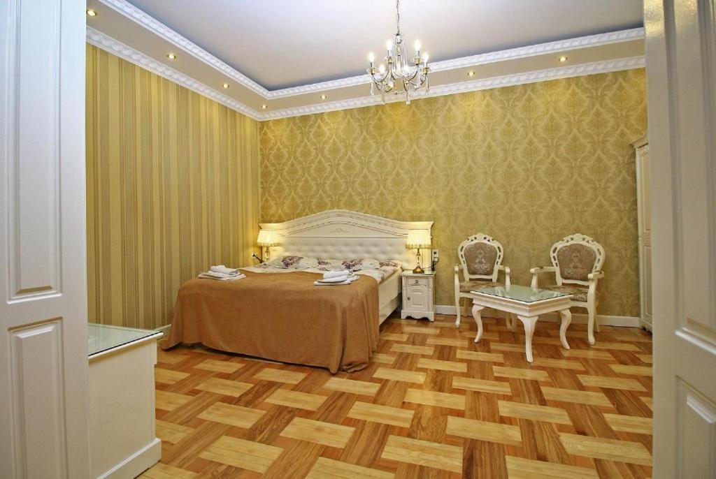 Suite with Balcony