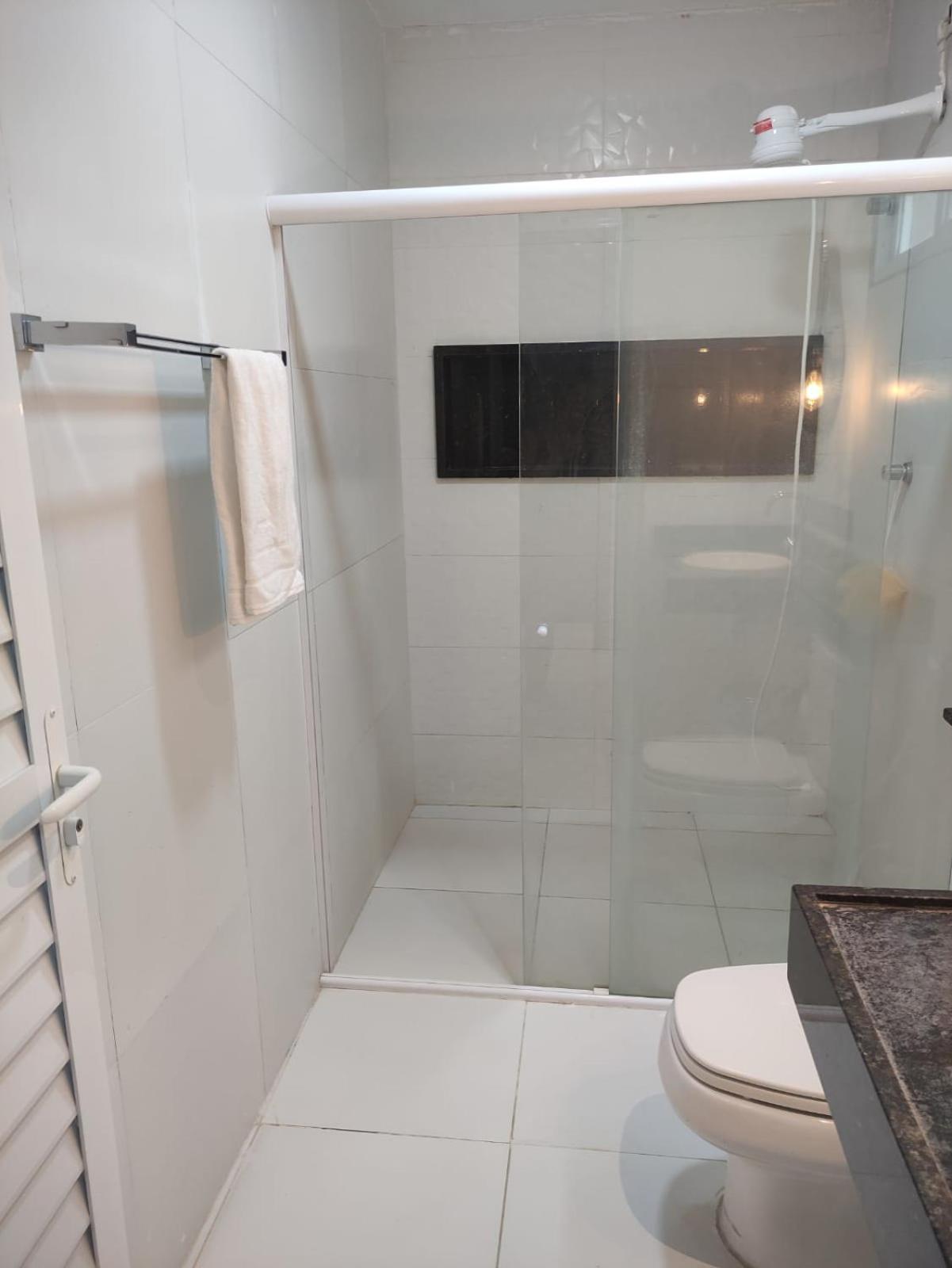 Suite with Pool View - Photo 4