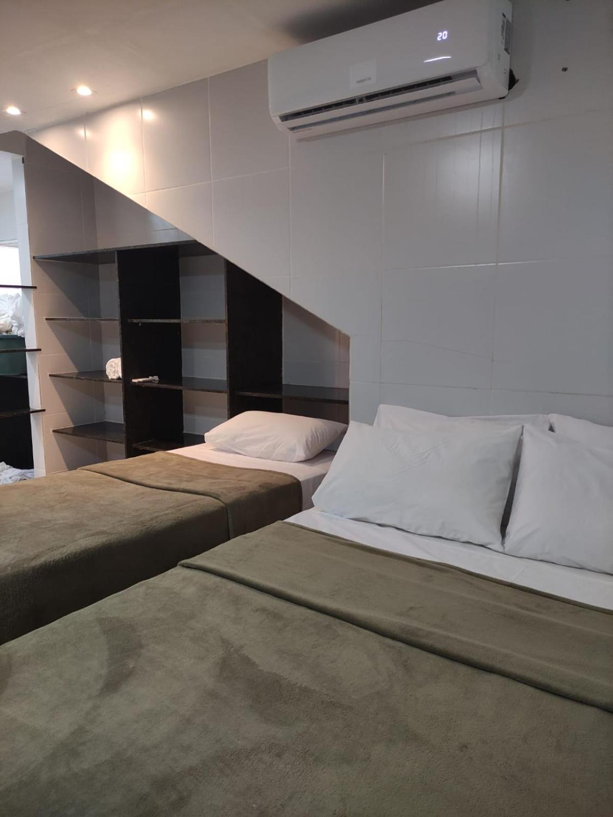 Suite with Pool View - Photo 6
