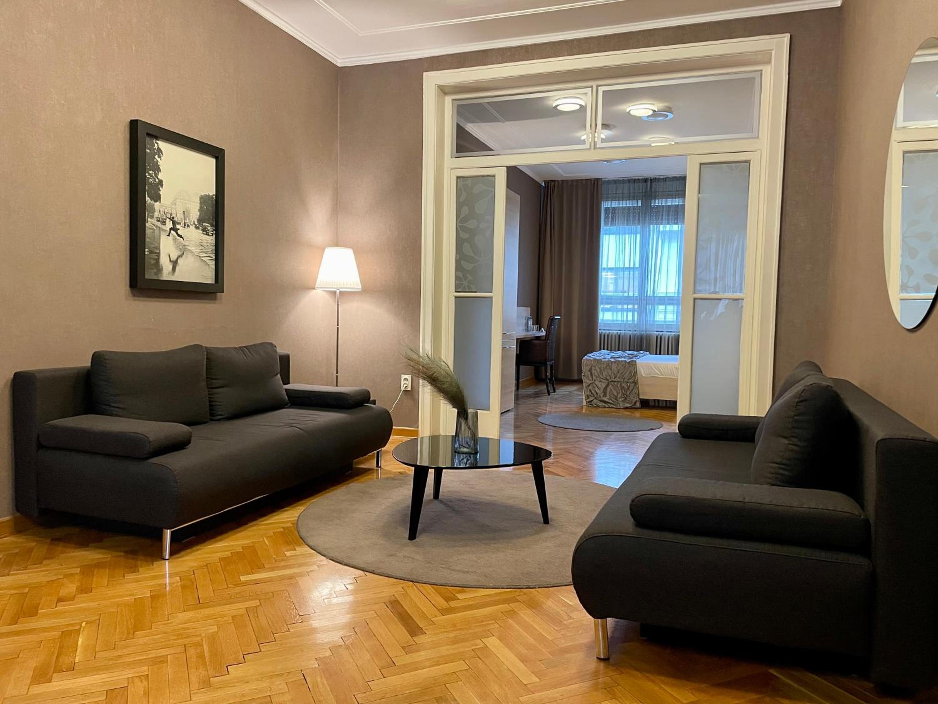Superior Suite - Photo 1