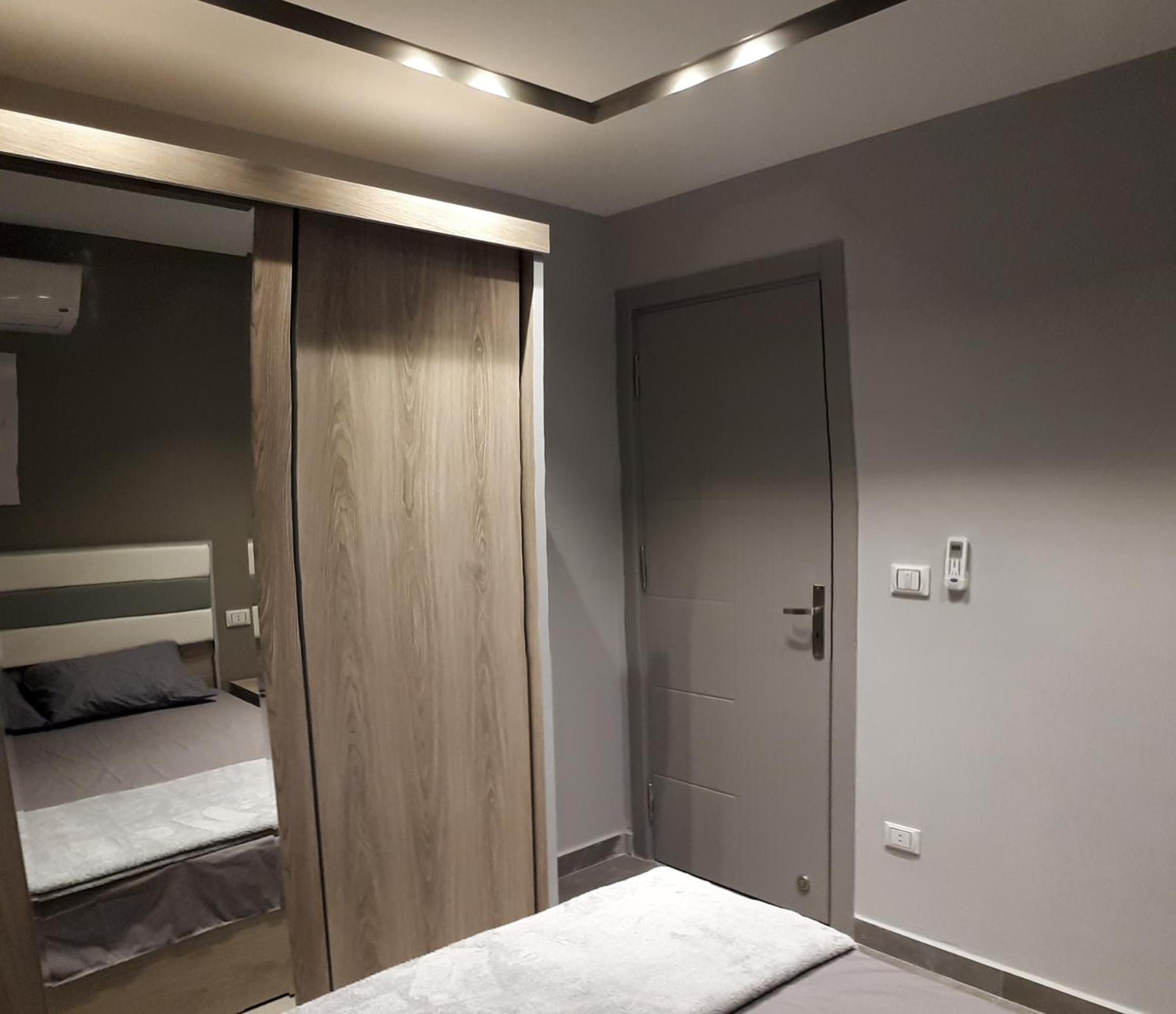 Two-Bedroom Apartment - Photo 7