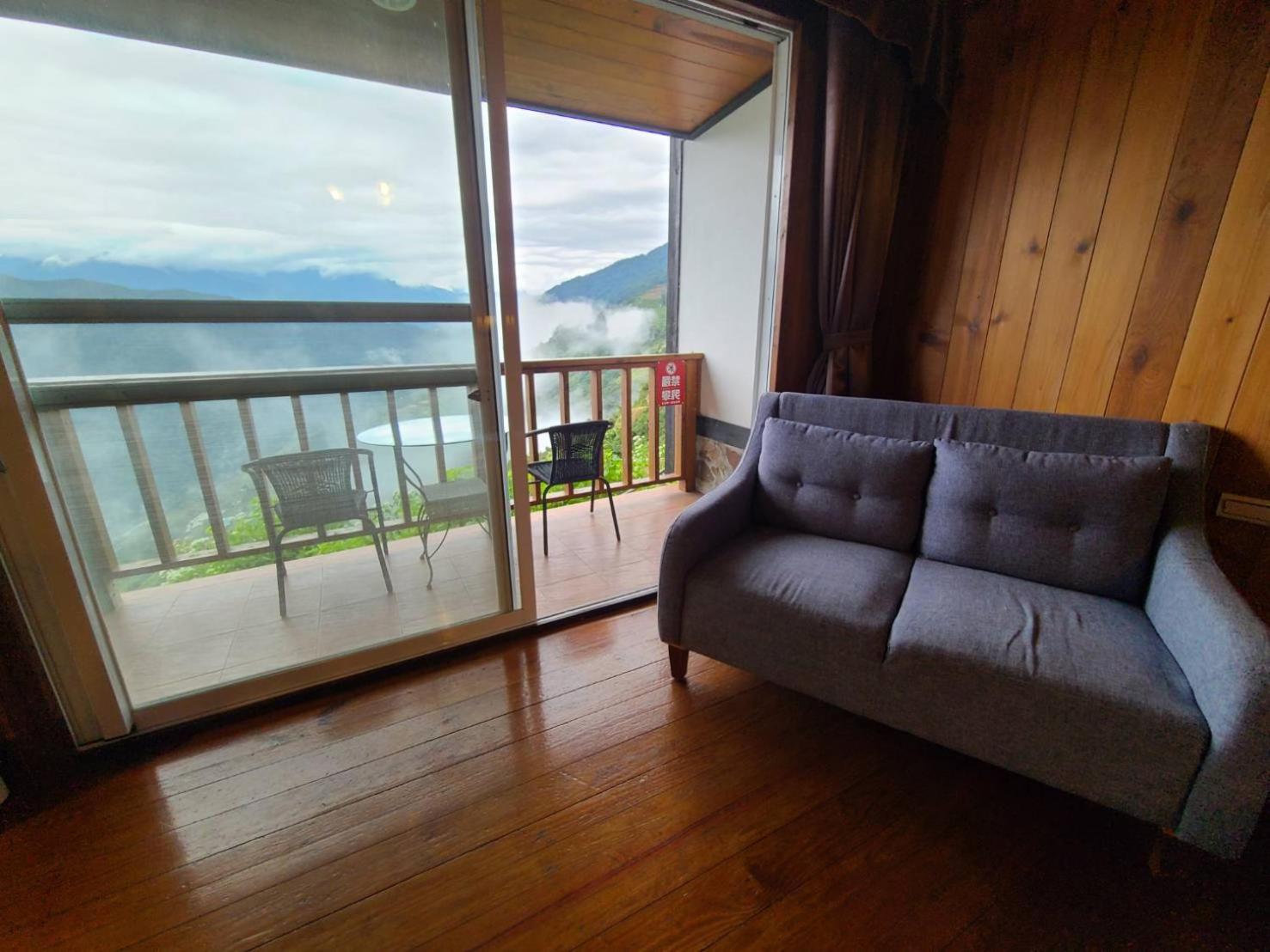 Deluxe Triple Room photo 2