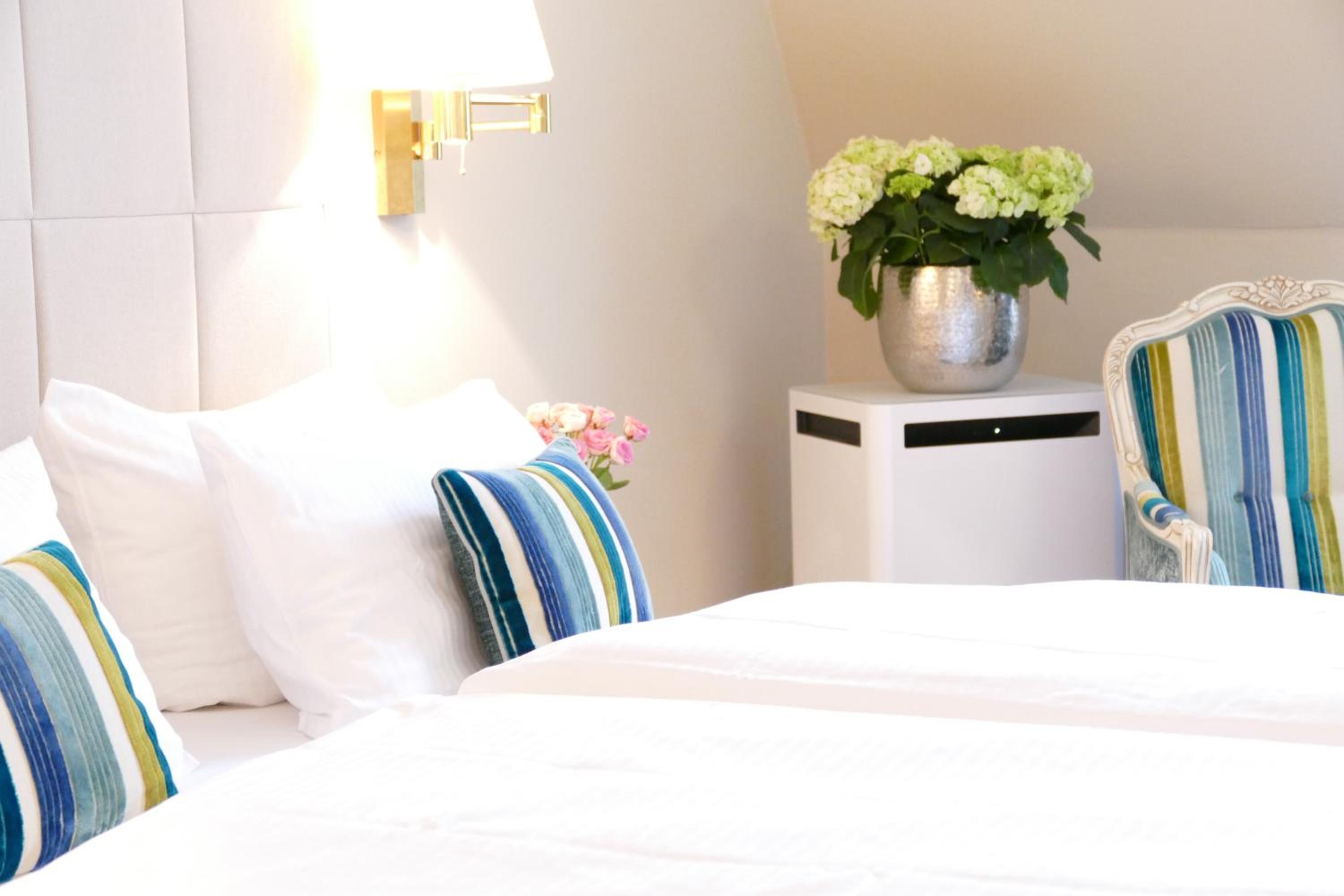 Apartment with Kitchen