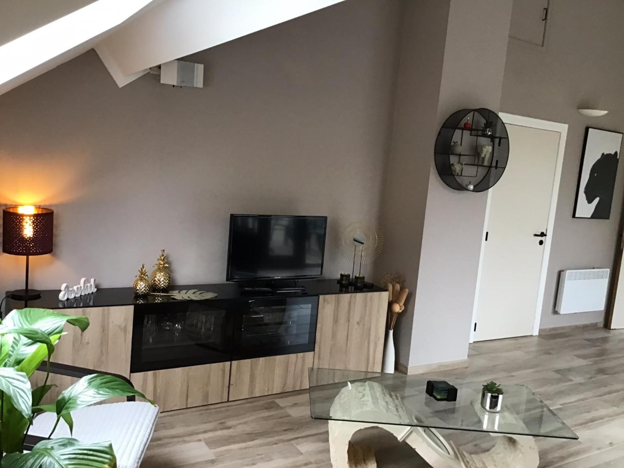 Two-Bedroom Apartment - Photo 19