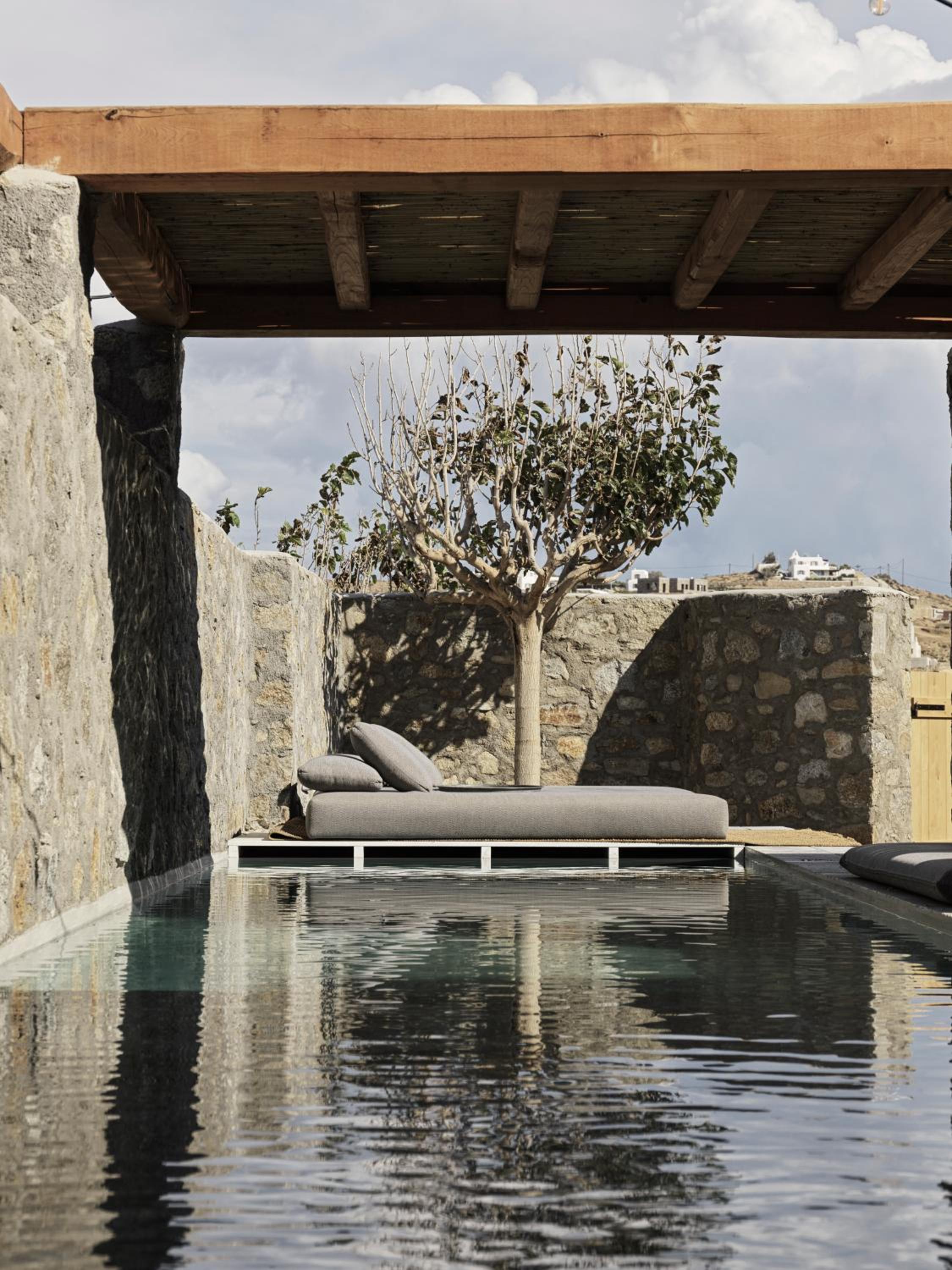 Nomad Suite with Private Pool & Yard photo 3