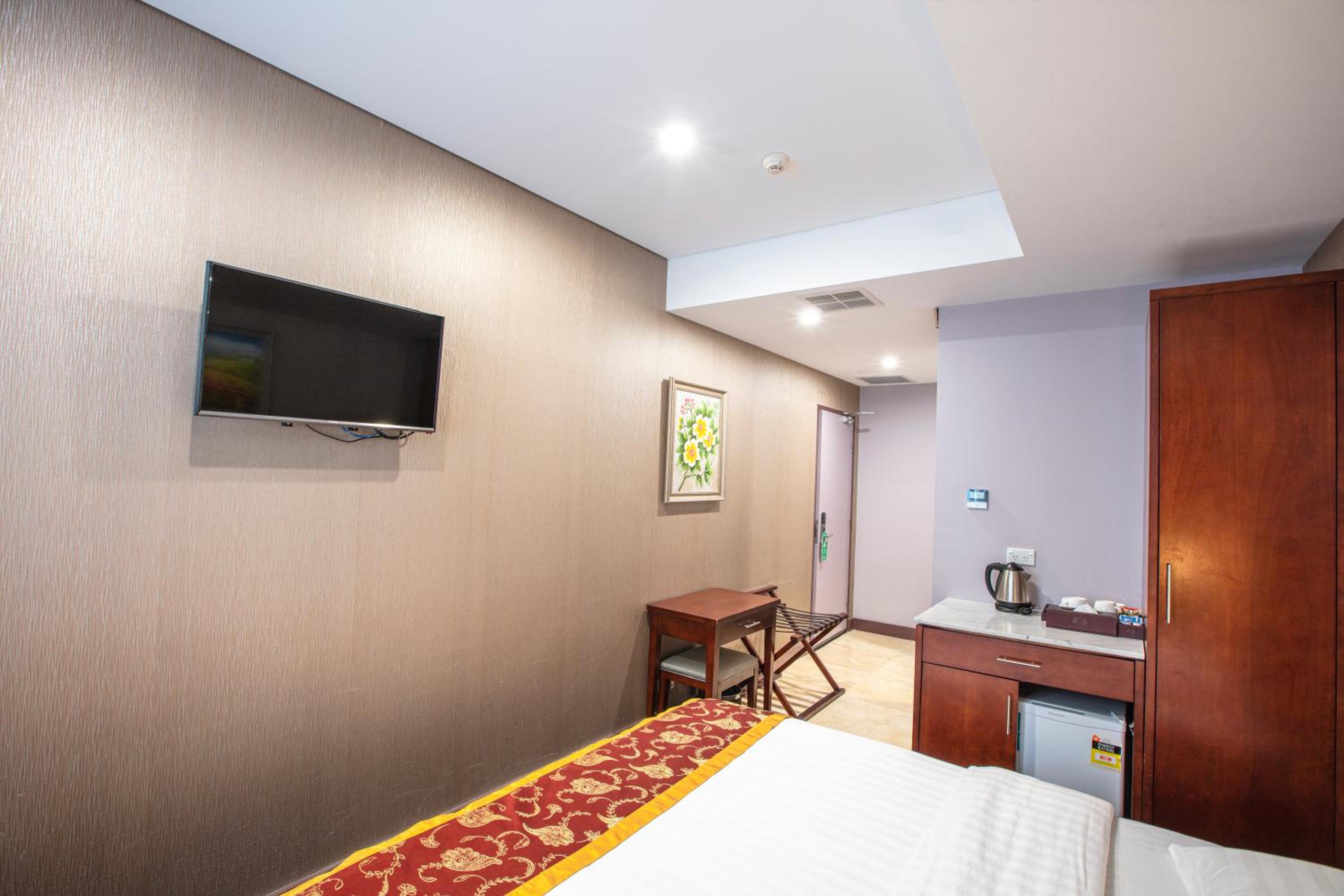 Deluxe King Room