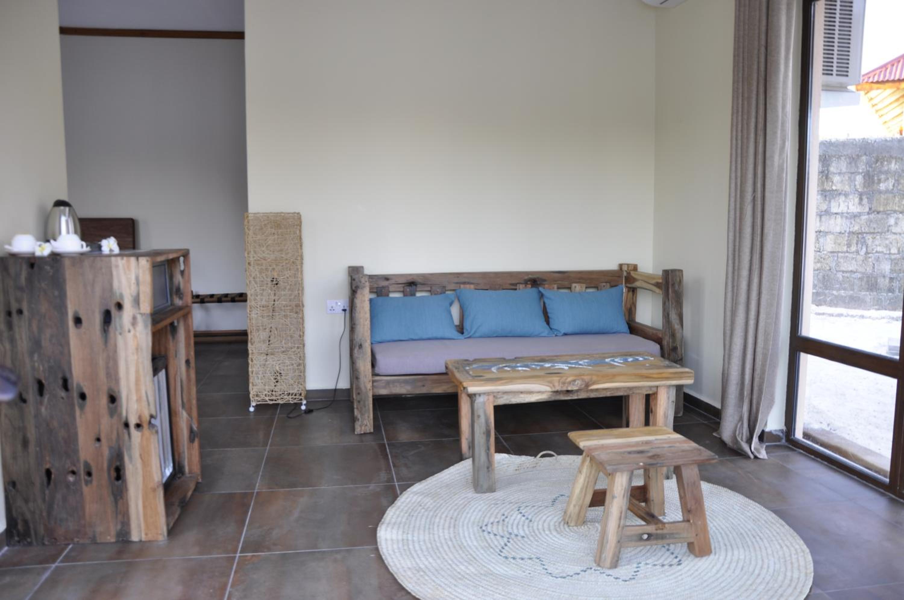 Suite with Pool View - Photo 38