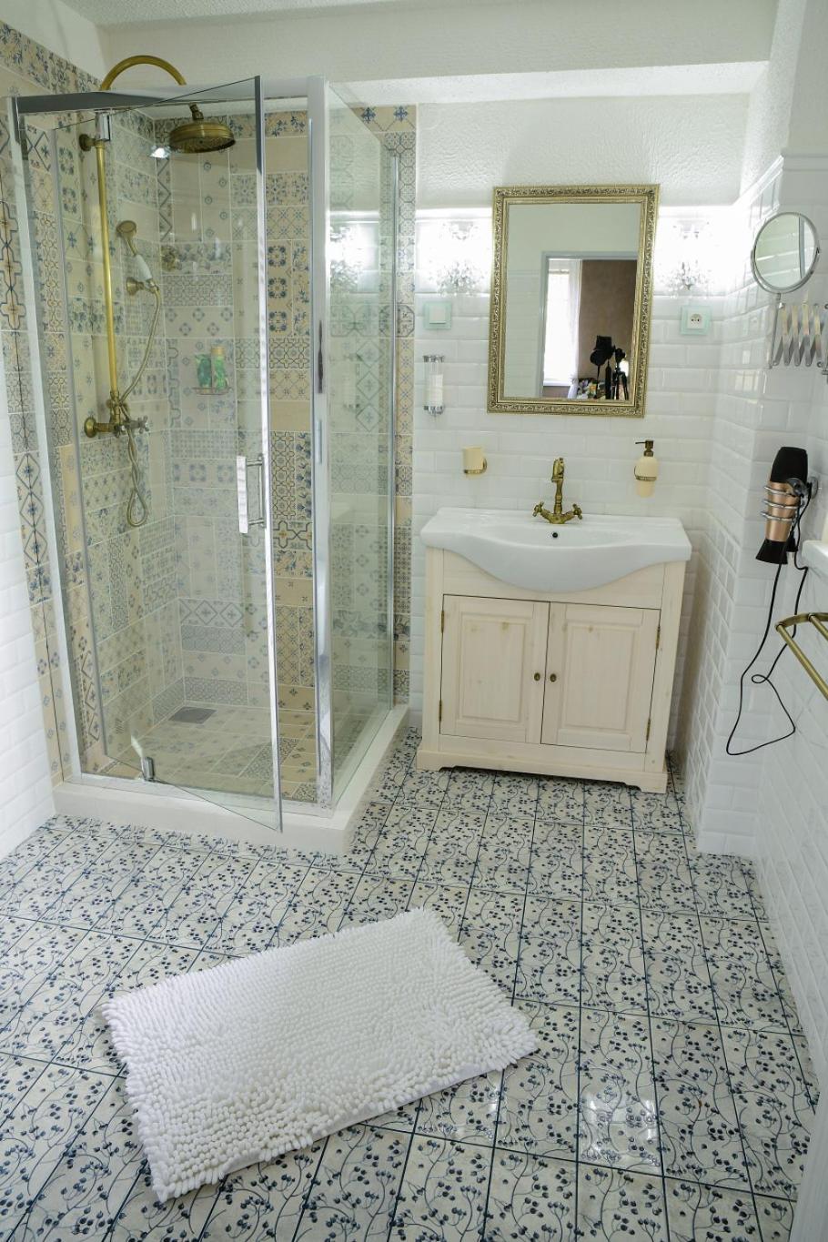 Quadruple Room - Photo 4