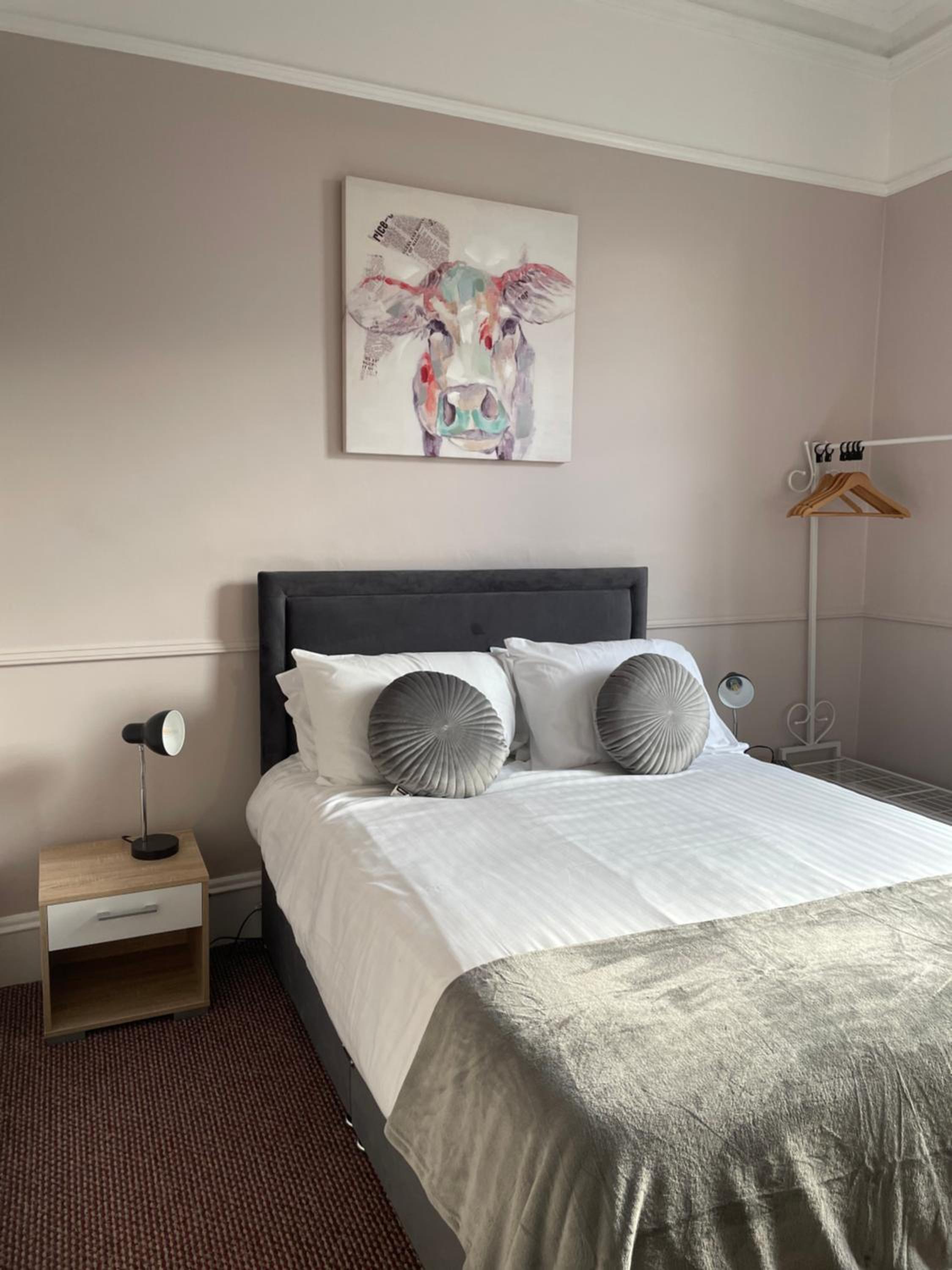 Standard Double Room - Photo 12