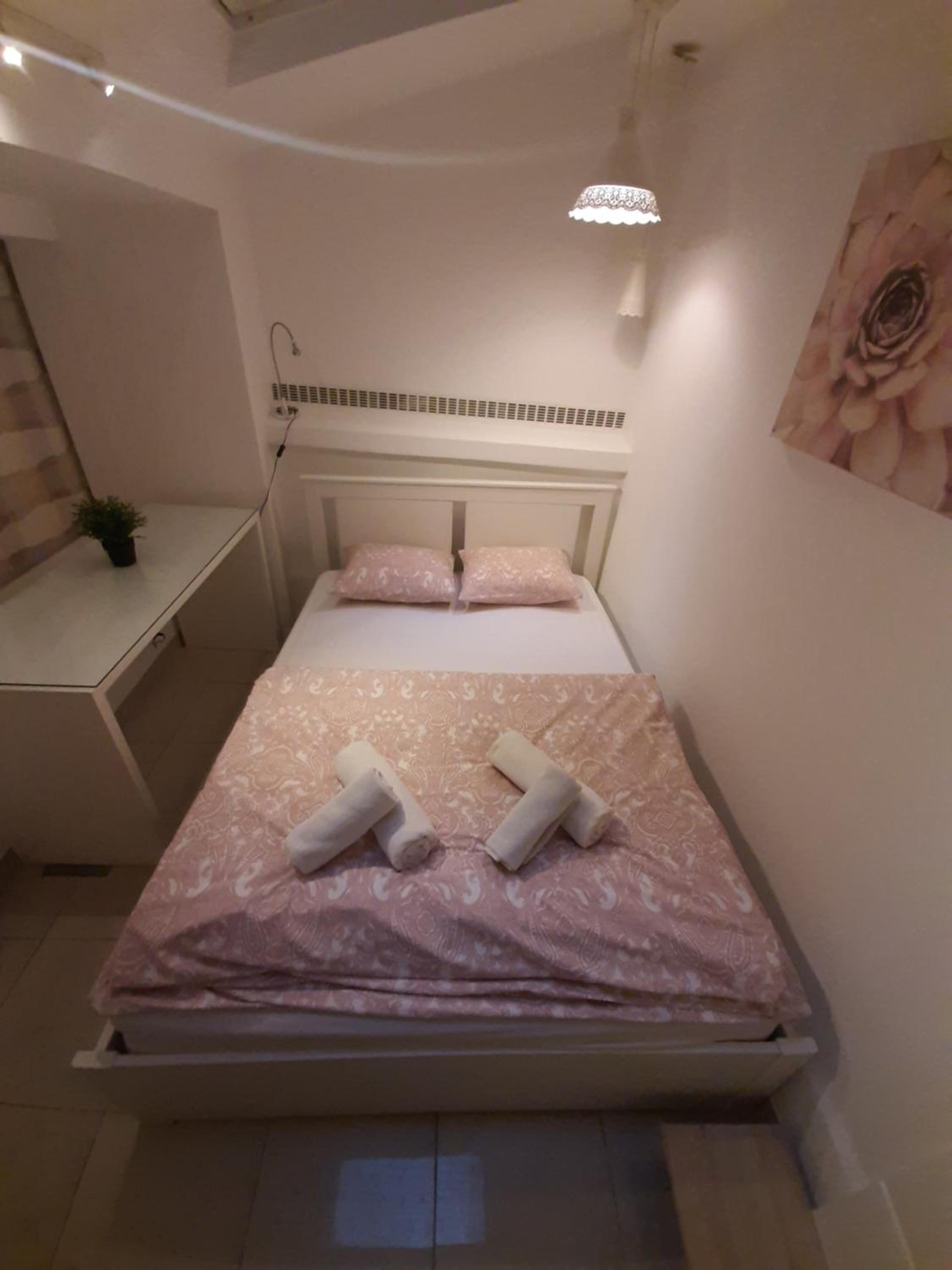 Two-Bedroom Apartment - Photo 26